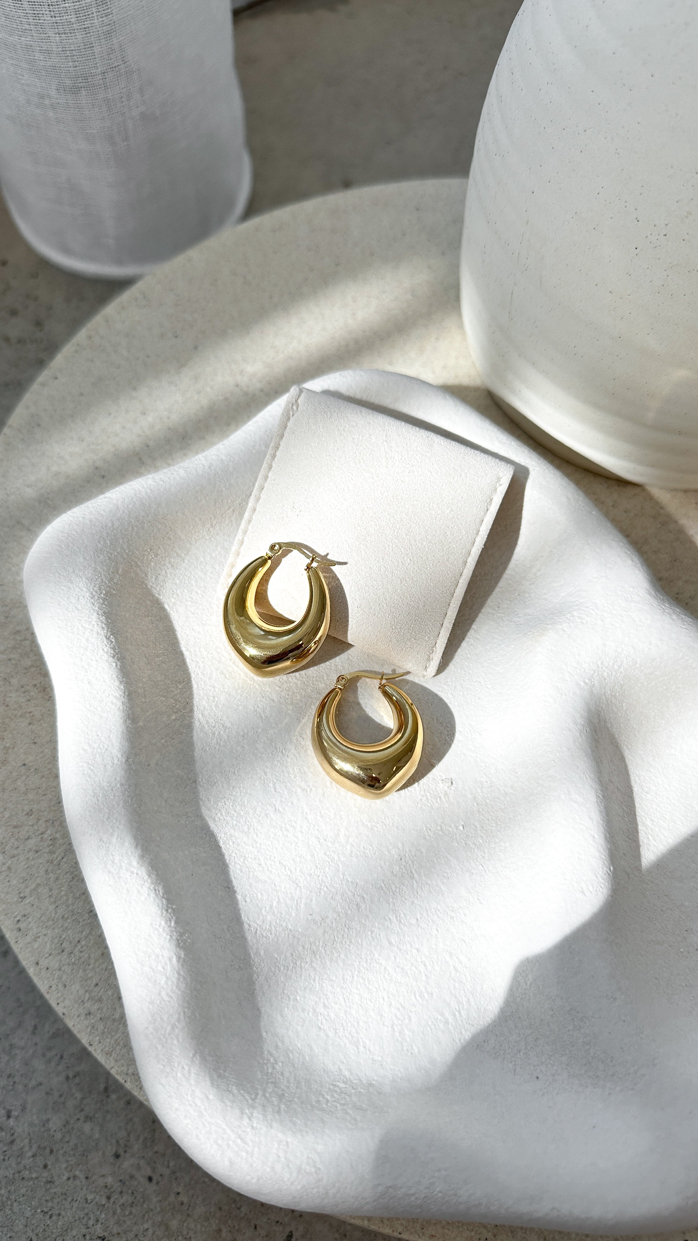 Stylish Arya Gold Hoop Earrings for Women - Trendy & Elegant Jewelry for Parties, Weddings & Everyday Wear