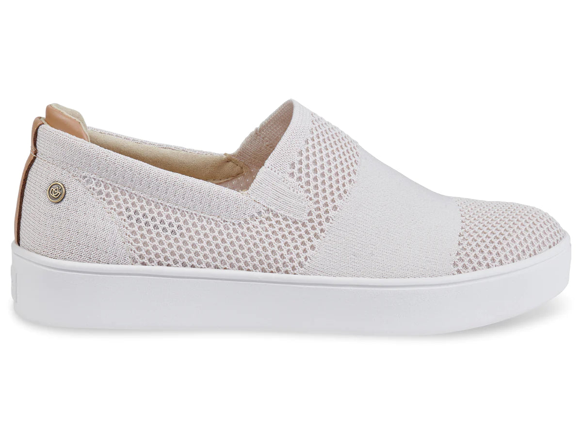 Women's Comfortable Slip-On Sandals - Breathable Bahama Style in Cream | Perfect for Beach, Vacation & Casual Wear