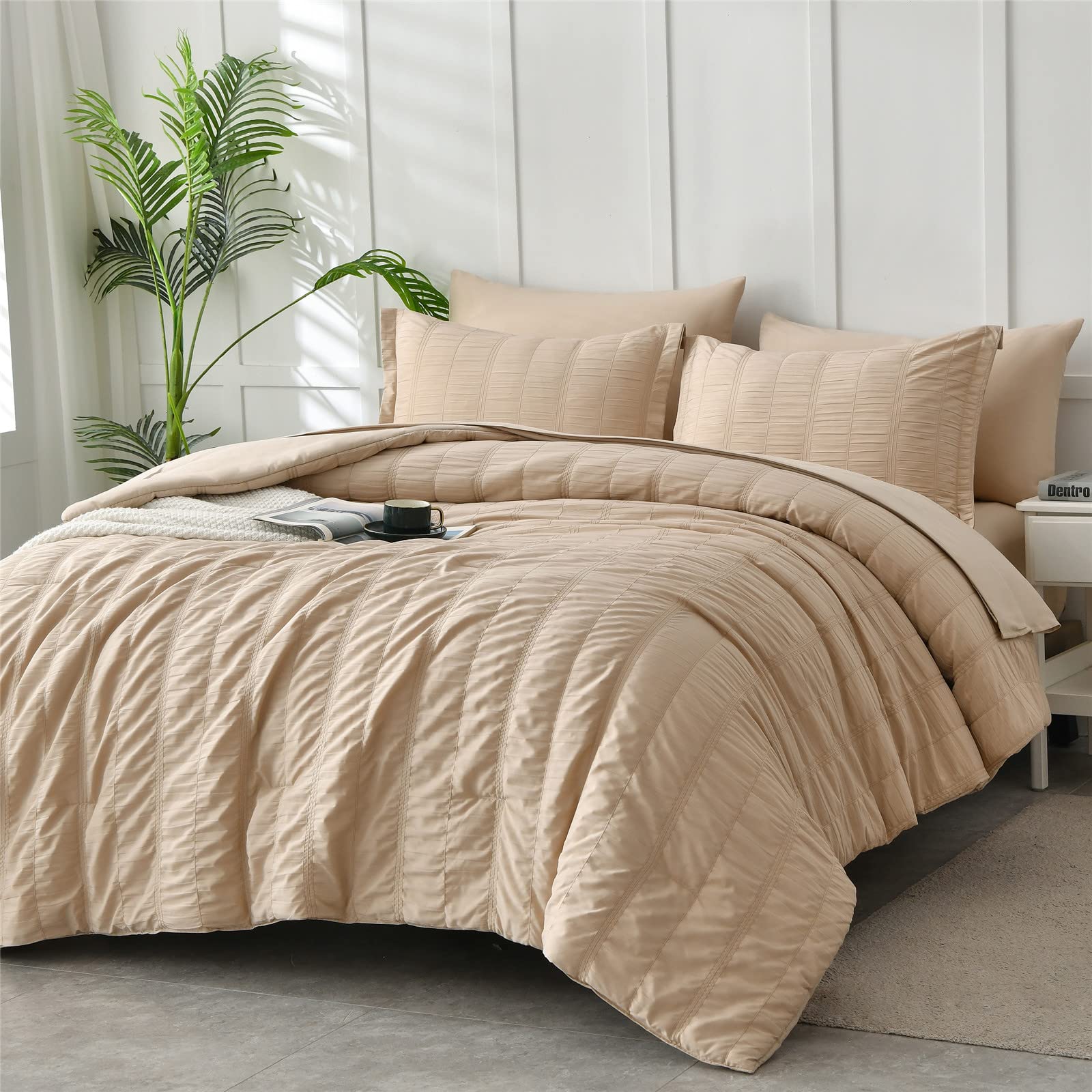 KAKIJUMN 7-Piece King Size Khaki Comforter Set - All-Season Microfiber Bedding with Seersucker Design & Matching Sheets | Perfect for Master Bedroom, Guest Room & Dorm Decor (Khaki, King)