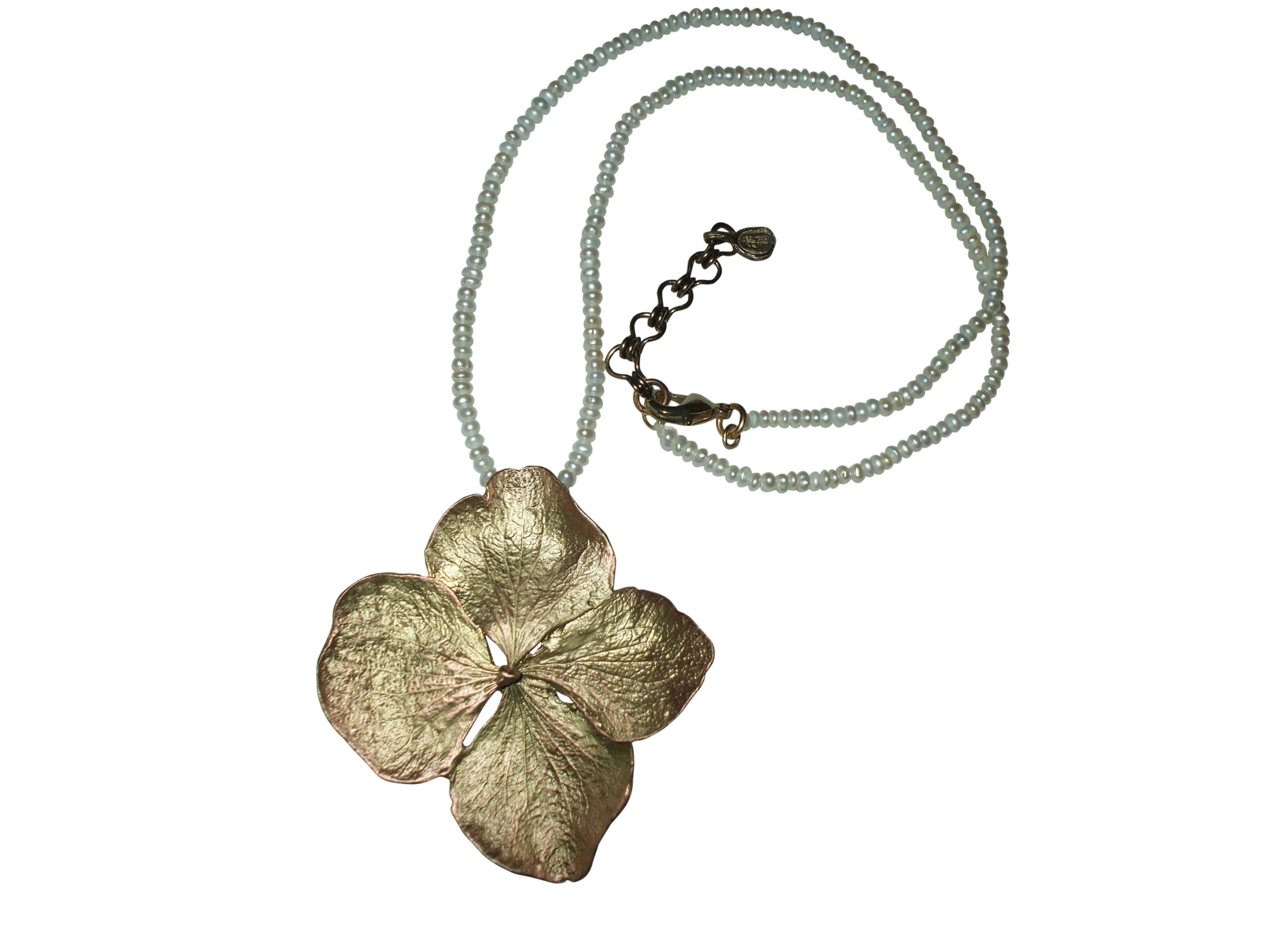 Elegant Hydrangea Flower Necklace 8334 - Perfect for Weddings, Parties & Everyday Wear