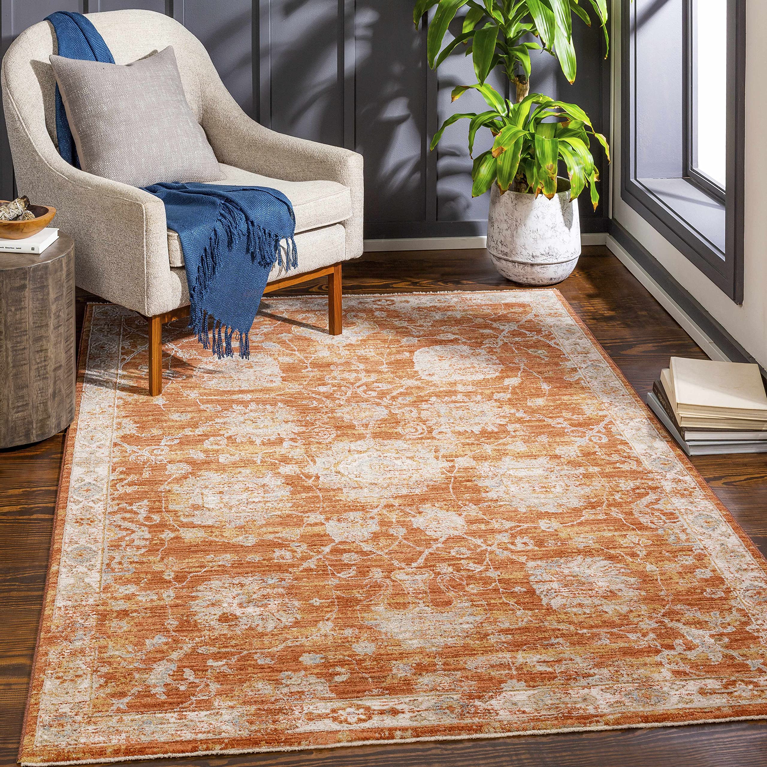 Hauteloom Manawan Traditional Round Area Rug 6'7