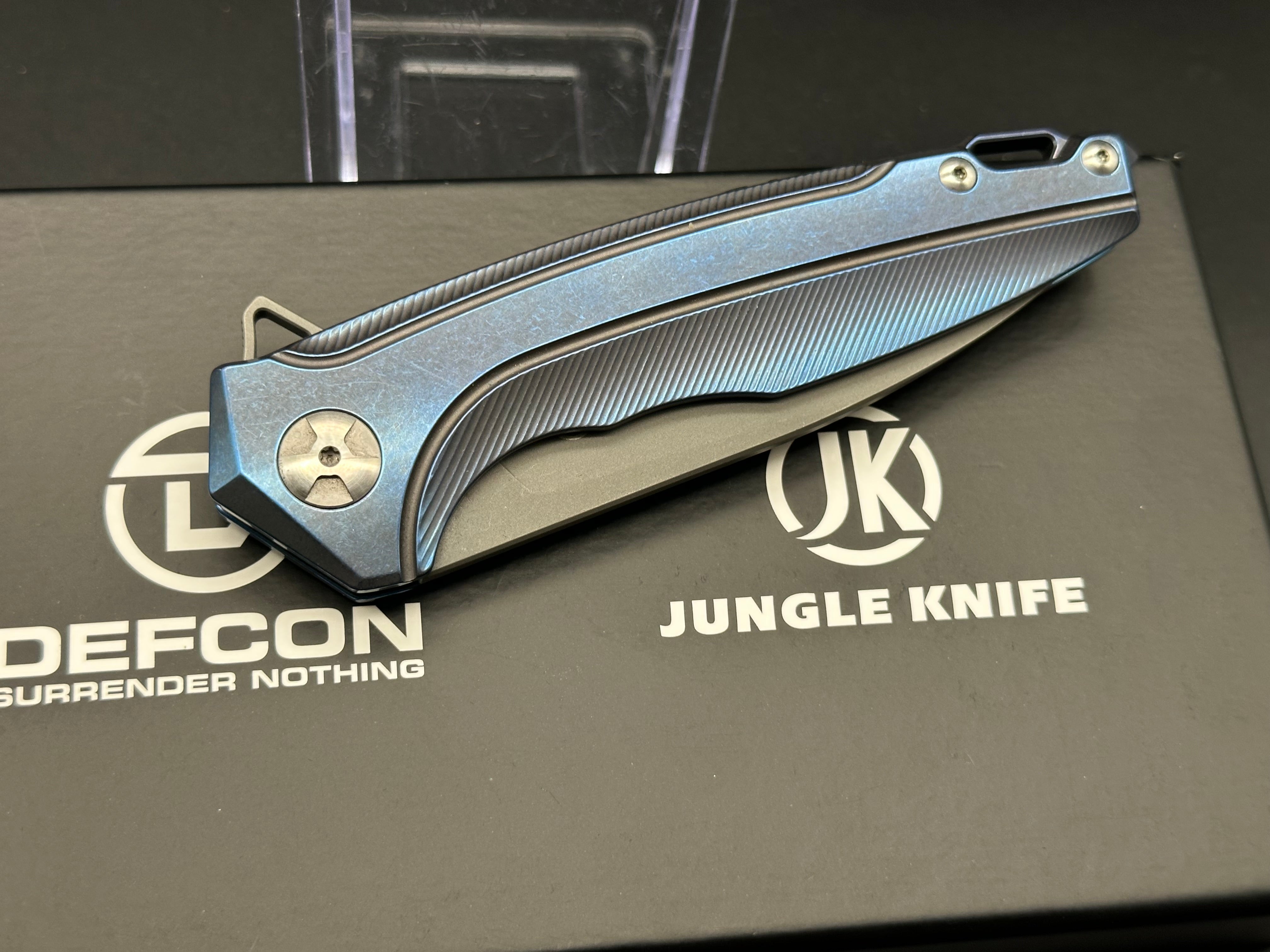 Defcon Jungle Knife TF 5288 - High Carbon Steel Survival Knife with Sheath - Tactical Outdoor Hunting & Camping Knife for Bushcraft, Hiking & Emergency Preparedness