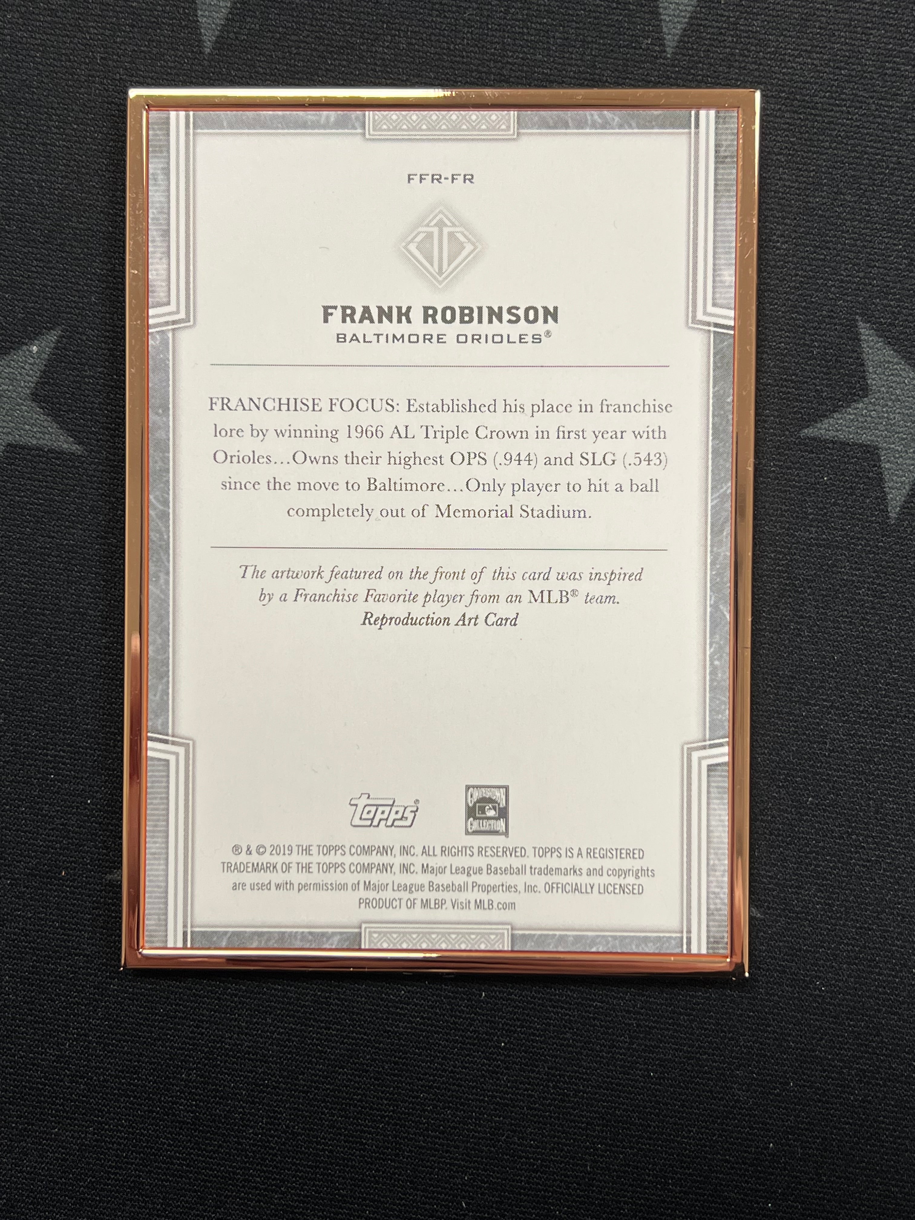 2019 Topps Transcendent Frank Robinson FFRFR Franchise Favorites Baseball Card #76/100 - Rare Collectible for Sports Memorabilia Enthusiasts & Display Showcase