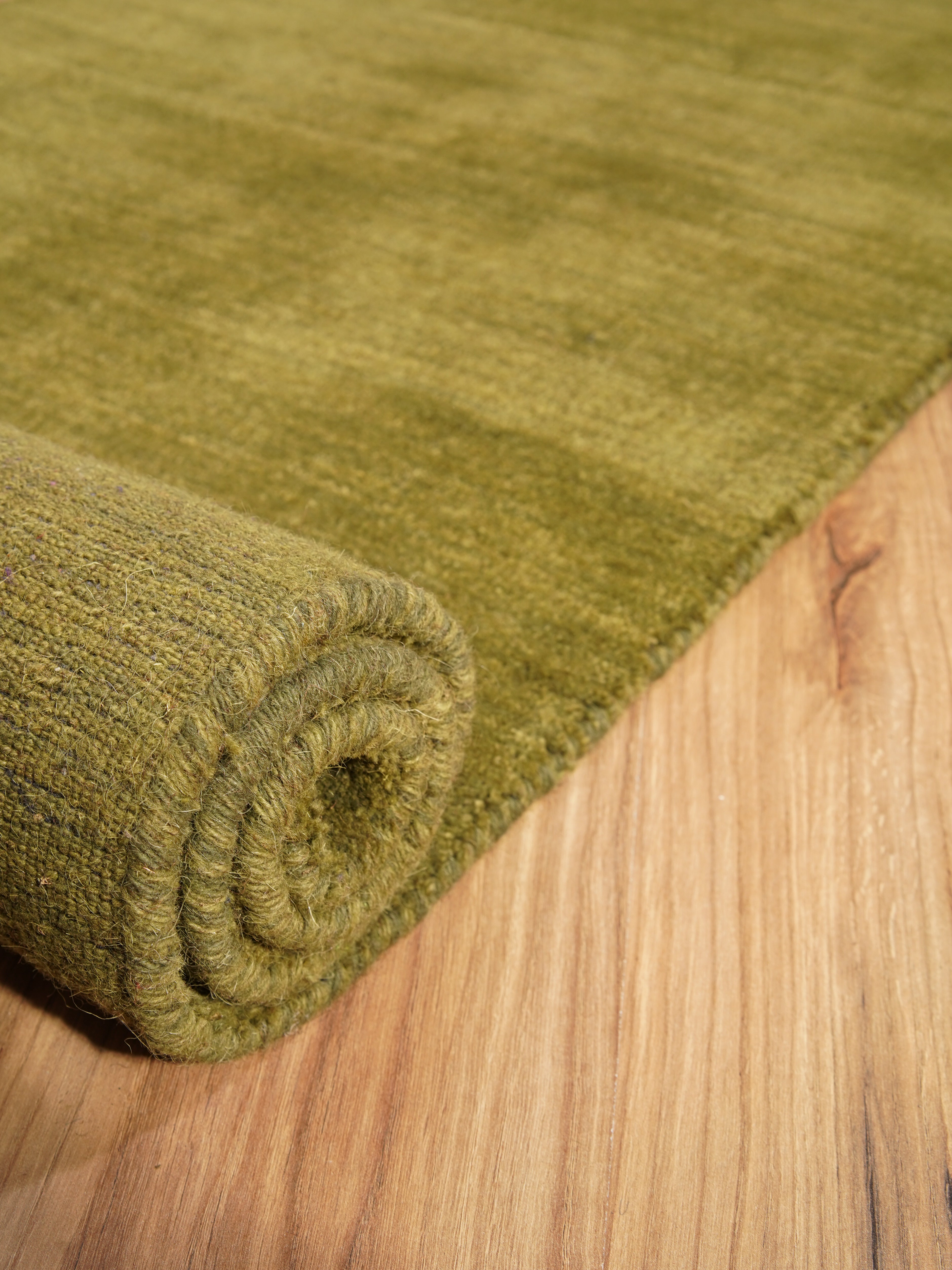 Handmade Premium Wool Rug - Bratislava Collection - Soft & Durable for Living Room, Bedroom, or Office Decor - Free Shipping in USA