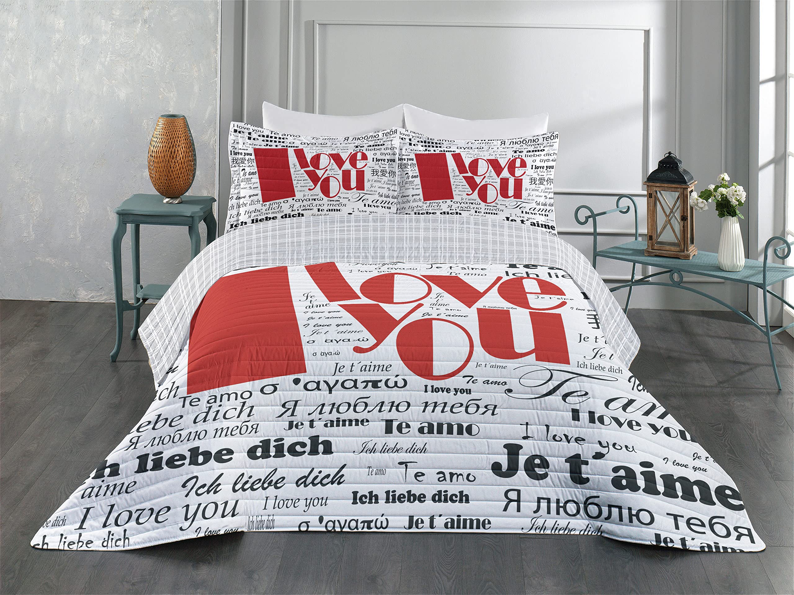 Ambesonne Reversible King Size Bedspread Set - I Love You Newspaper Love Words Design, White & Black Microfiber Comforter with Pillow Shams | Perfect for Mother's Day Gifts, Contemporary Bedroom Decor & Cozy Home Styling