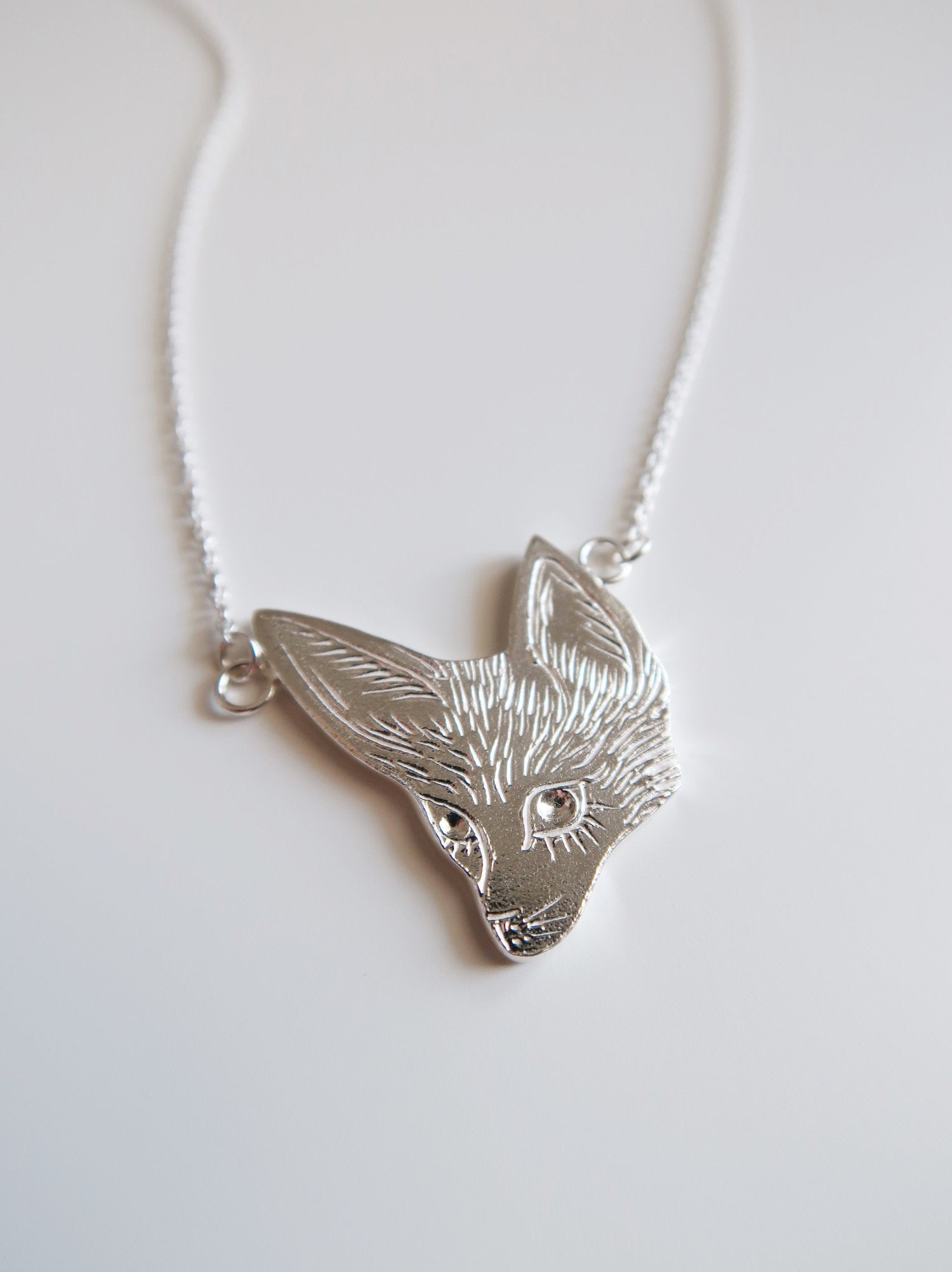 Fennec Fox Necklace - Cute Animal Jewelry for Women - Perfect Gift for Nature Lovers & Fox Enthusiasts - Great for Everyday Wear, Date Nights & Special Occasions