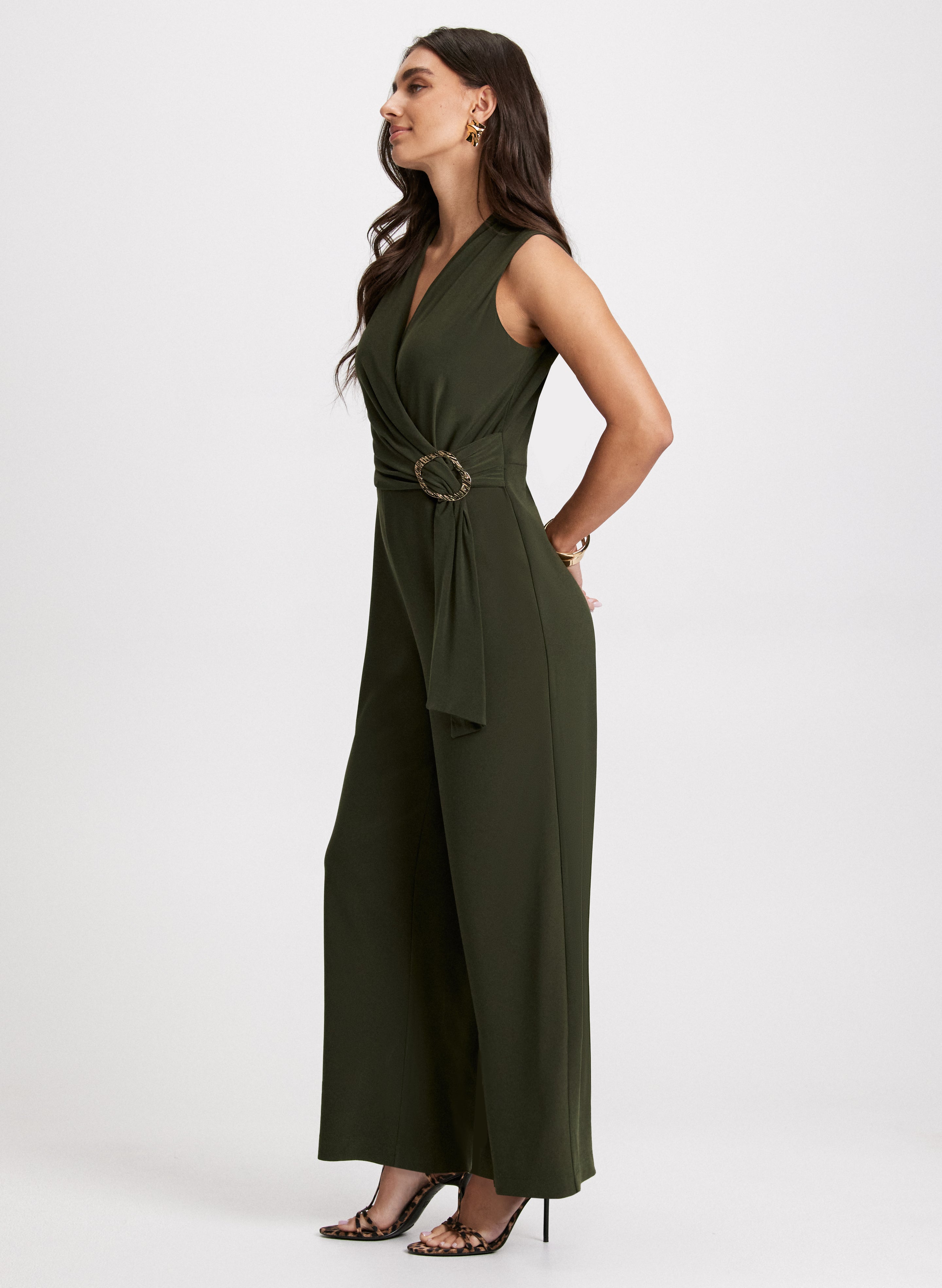 Women's Fashion Crossover Sleeveless Jumpsuit Romper - Summer Casual Outfit for Beach, Party & Vacation