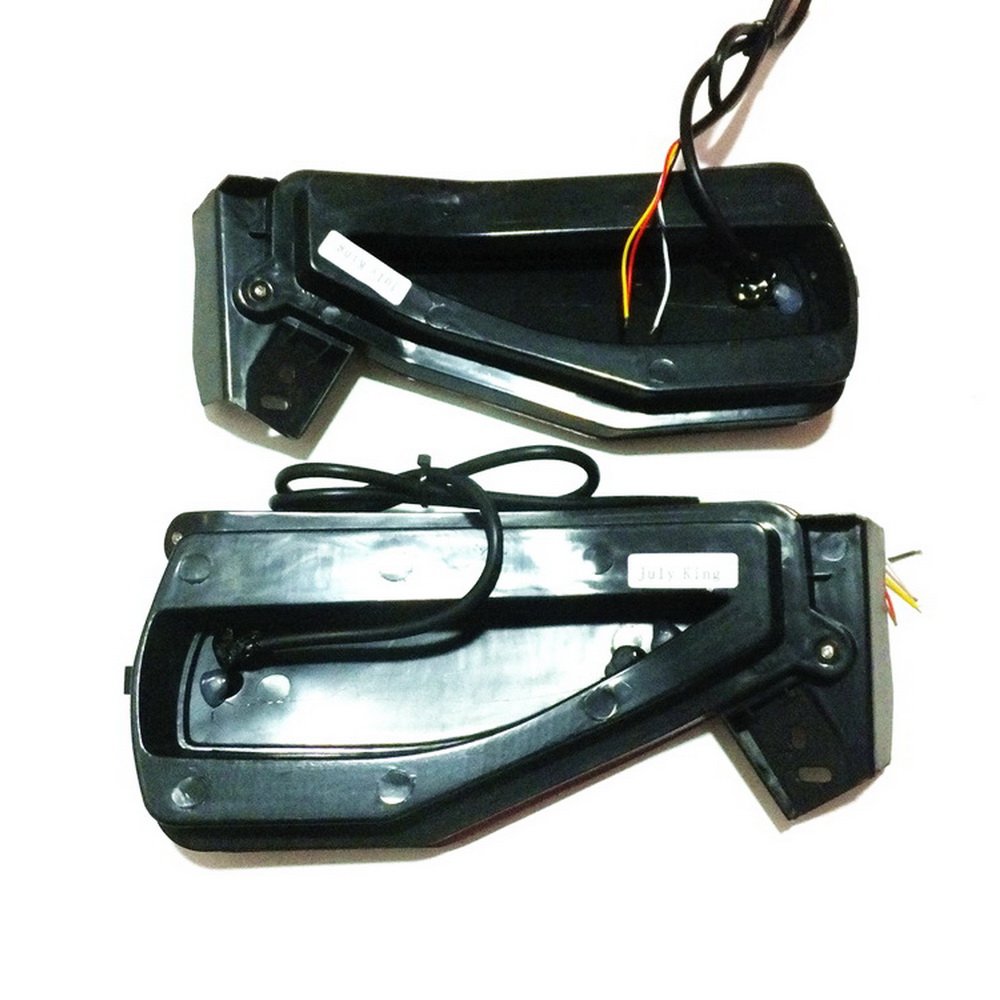 LED Brake Lights & Turn Signal Lights for Toyota Fortuner 2016-2019 - Bright Safety Warning Lights for Night Driving | Easy Installation & Enhanced Visibility on Highways & City Roads