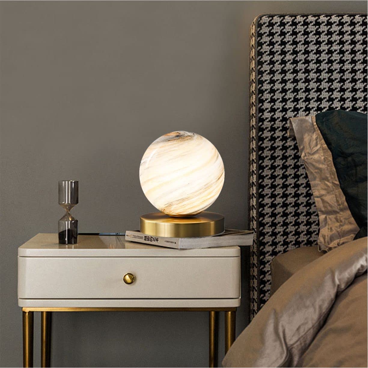 Mini Globe Table Lamp - Modern Glass Ball Desk Lamp with Switch & Plug - Perfect for Bedroom, Living Room, Bookshelf & Reading Decor - Earth-Themed Night Light for Home Office & Study Spaces