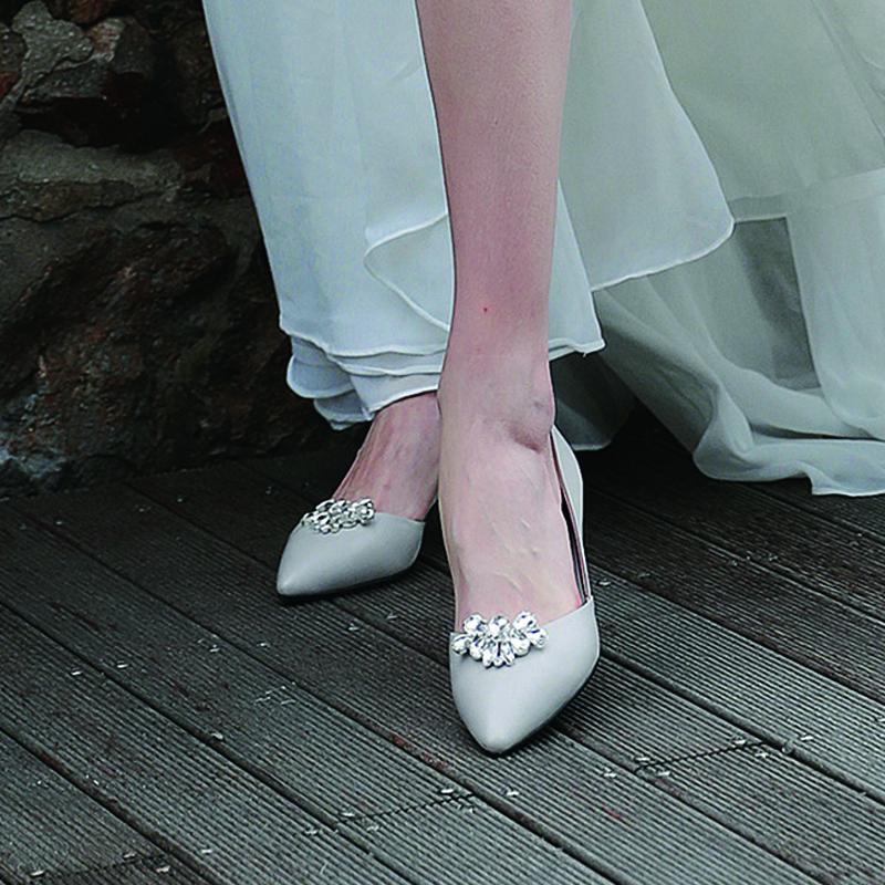 1 Pair Luxury Rhinestone Detachable Wedding Shoes Buckle - Elegant Bridal Accessory for Weddings, Prom & Special Occasions