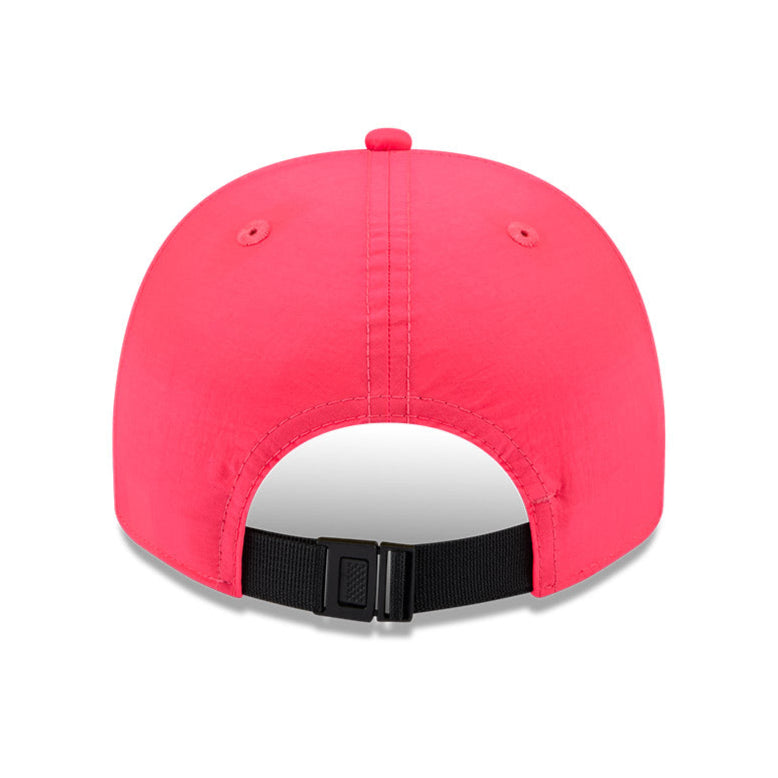 San Francisco Giants New Era Strapback Hat - Infrared - Lightweight Nylon Golf & Everyday Cap for Men & Women - Perfect for Baseball Games, Golfing, and Outdoor Activities