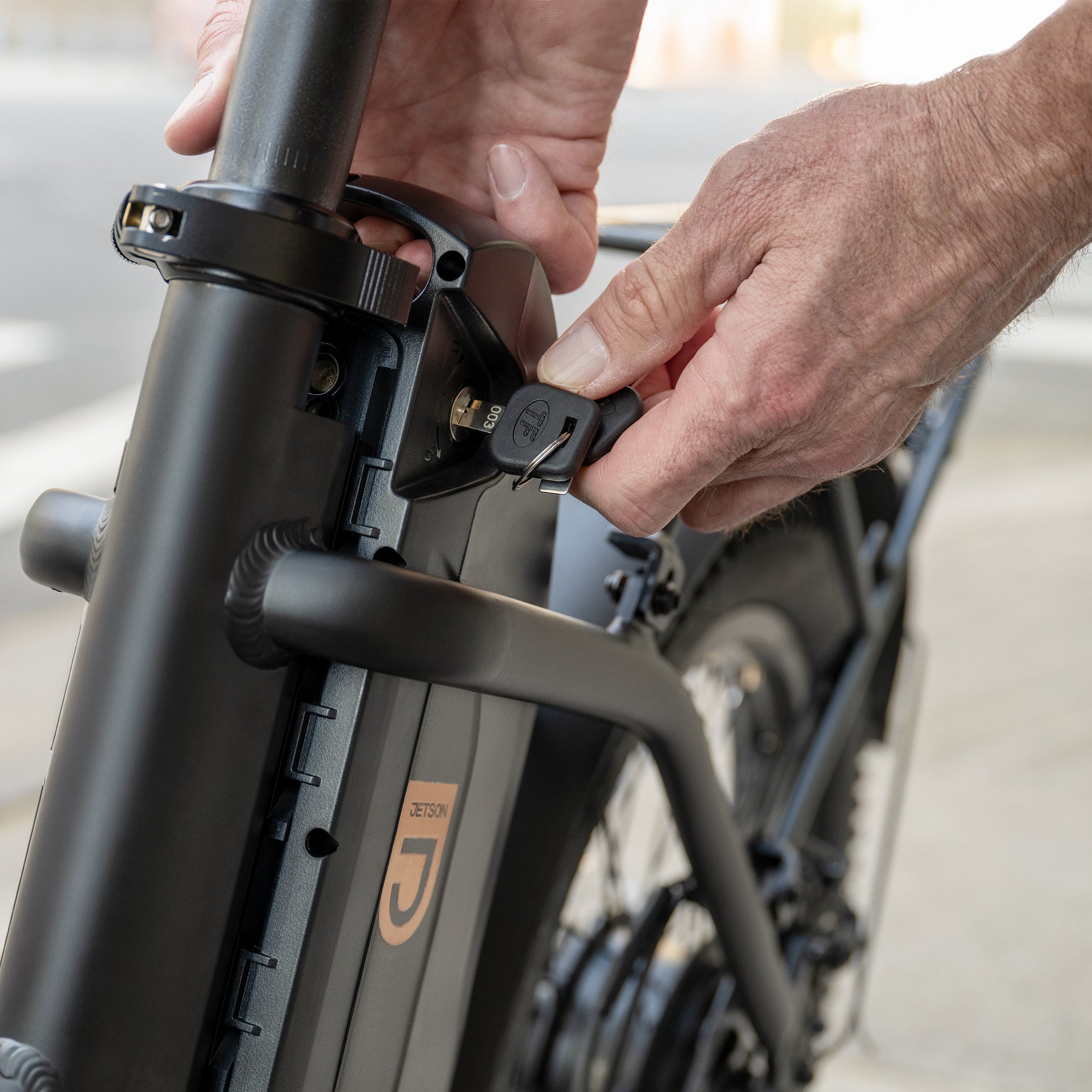 Venture Electric Cruiser Bike - 500W Motor, 20MPH, 40-Mile Range - Perfect for Commuting & Leisure Rides in USA