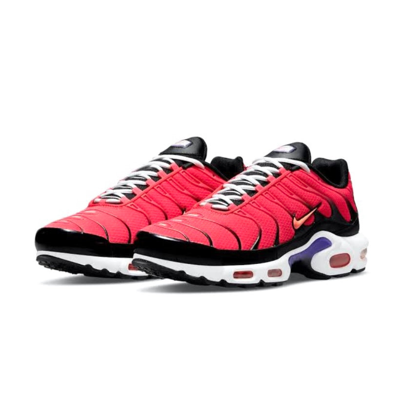 Nike Air Max Plus Sneakers in Siren Red, Bright Mango & Black - Comfortable Running Shoes for Men & Women | Perfect for Gym Workouts, Jogging & Casual Wear