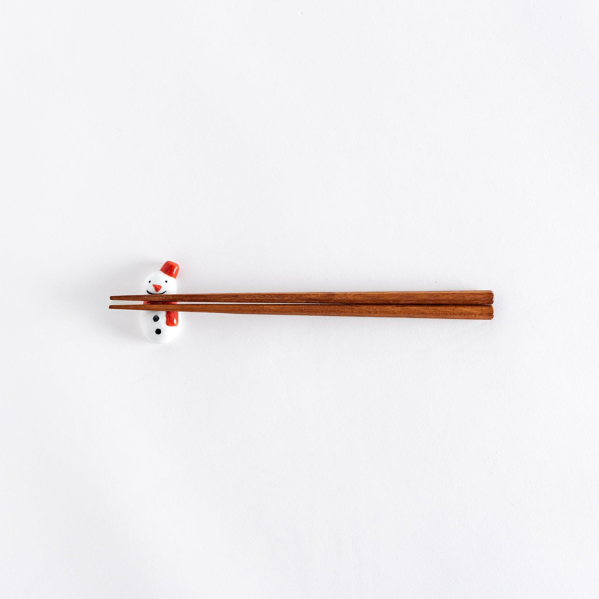 Snowman Chopstick Rest - Cute Holiday Tableware for Sushi, Asian Cuisine & Christmas Dinner Decor