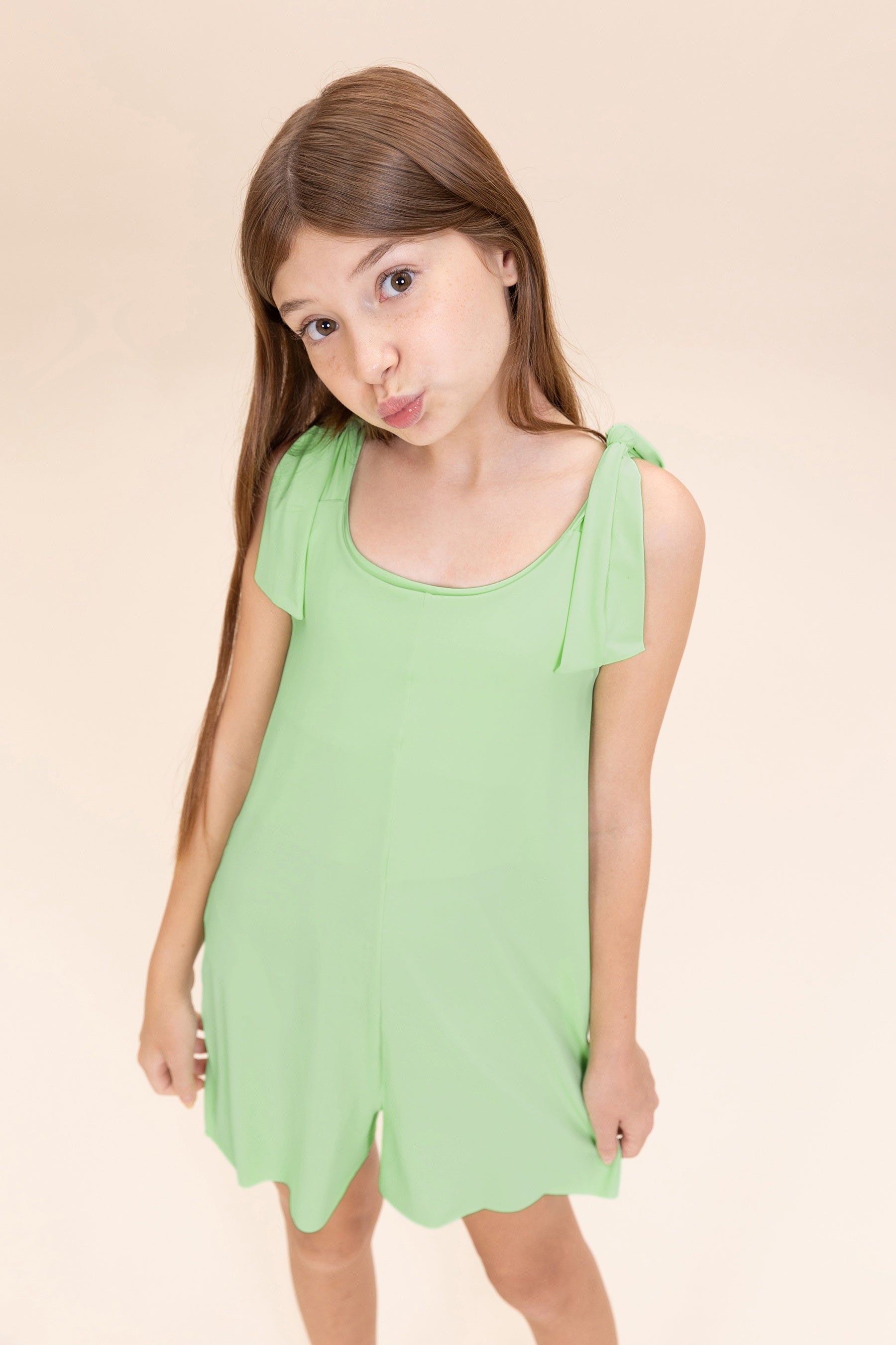 Kids' Short Jumpsuit with Wide Legs - Comfortable Playwear for Outdoor Activities & Summer Adventures