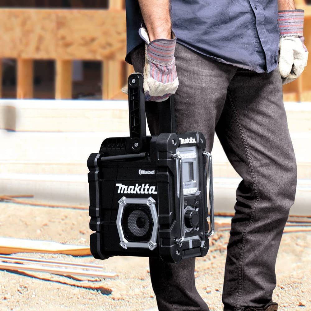 Makita XRM06B 18V LXT Lithium-Ion Cordless Bluetooth Job Site Radio - Portable Worksite Speaker with USB Charging for Construction, Outdoor & DIY Projects