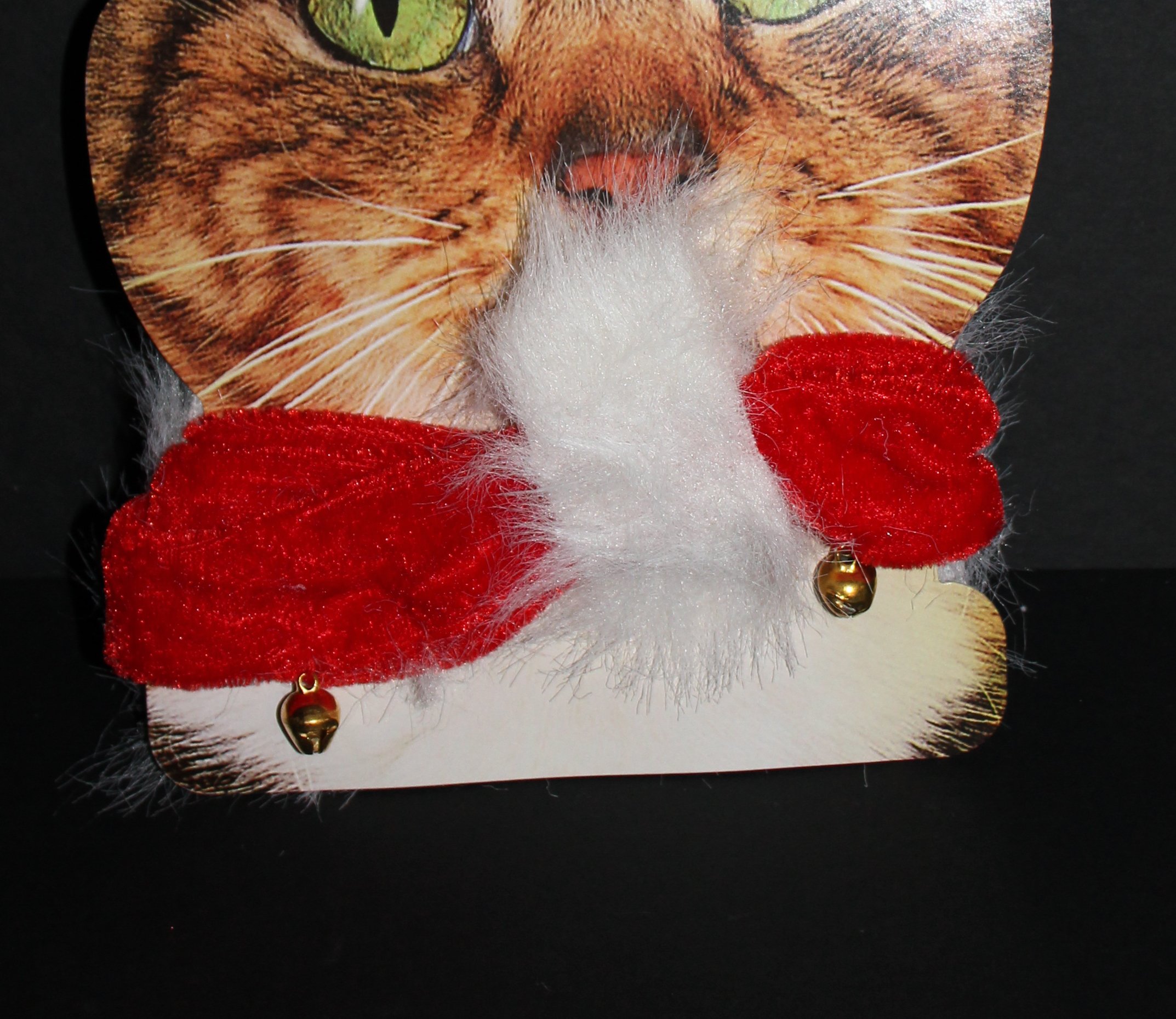 Festive Cat Santa Collar with Jingle Bells - Christmas Pet Costume Accessory for Holiday Photos & Party Outfits