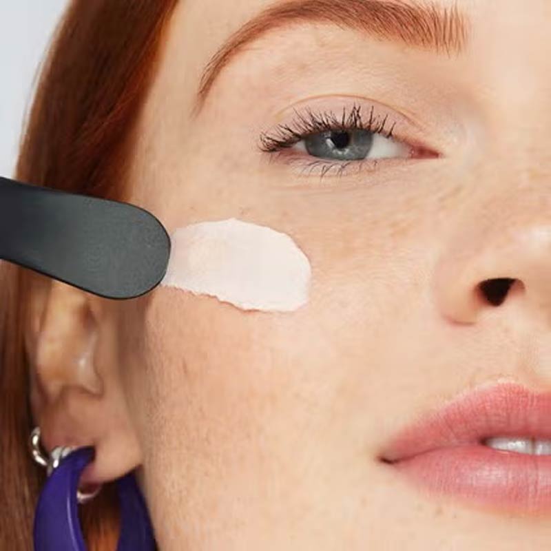 e.l.f. Putty Primer Makeup Brush - Flawless Face Foundation & Pore Minimizing Applicator for Smooth Makeup Application - Perfect for Daily Use & Professional Makeup Artists