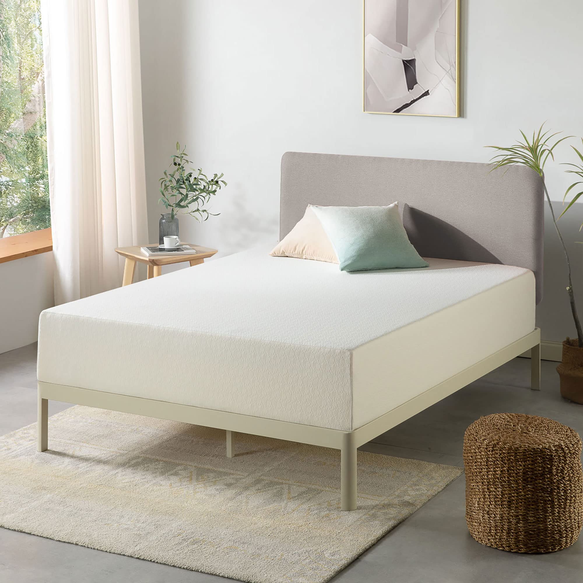12 Inch Queen Mattress in a Box - Green Tea Memory Foam, Medium Firm Support, CertiPUR-US Certified | Best Price Mattress for Back Pain Relief & Pressure Relief | Perfect for Guest Rooms, Dorm Beds & Apartment Sleeping