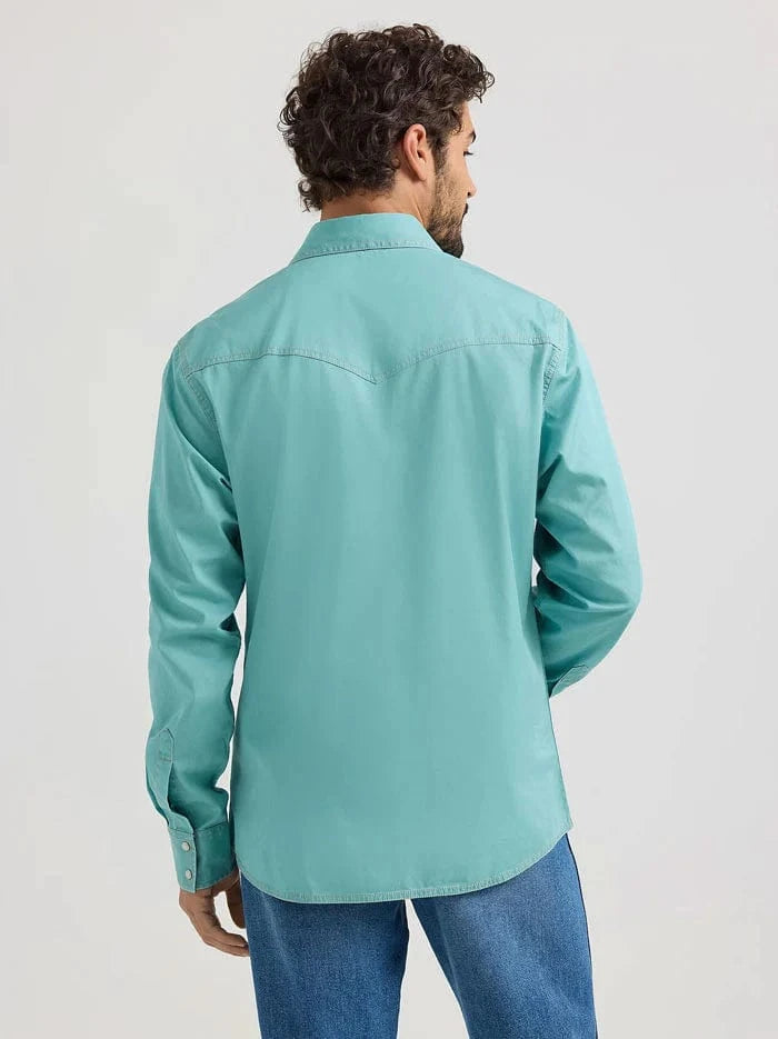 Wrangler Men's Retro Premium Long Sleeve Snap Shirt - Classic Modern Fit for Casual Wear & Outdoor Activities