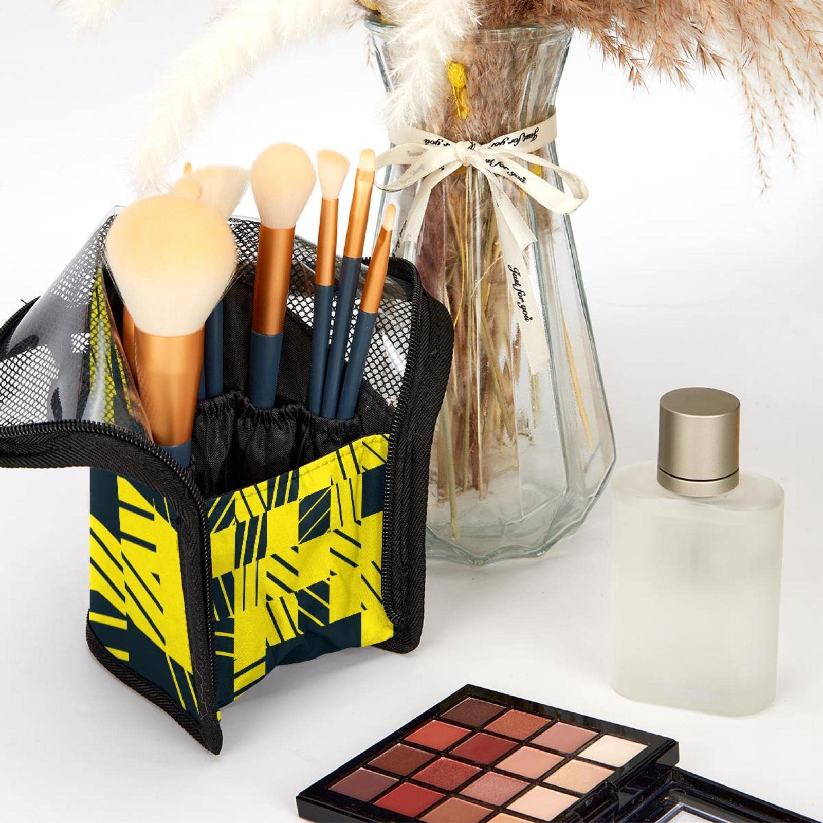 12-Piece Makeup Brush Organizer Bag with Striped Yellow Blue Plaid Pattern - Portable Travel Cosmetic Brush Holder Case for Professional Makeup Artists & On-the-Go Beauty Essentials