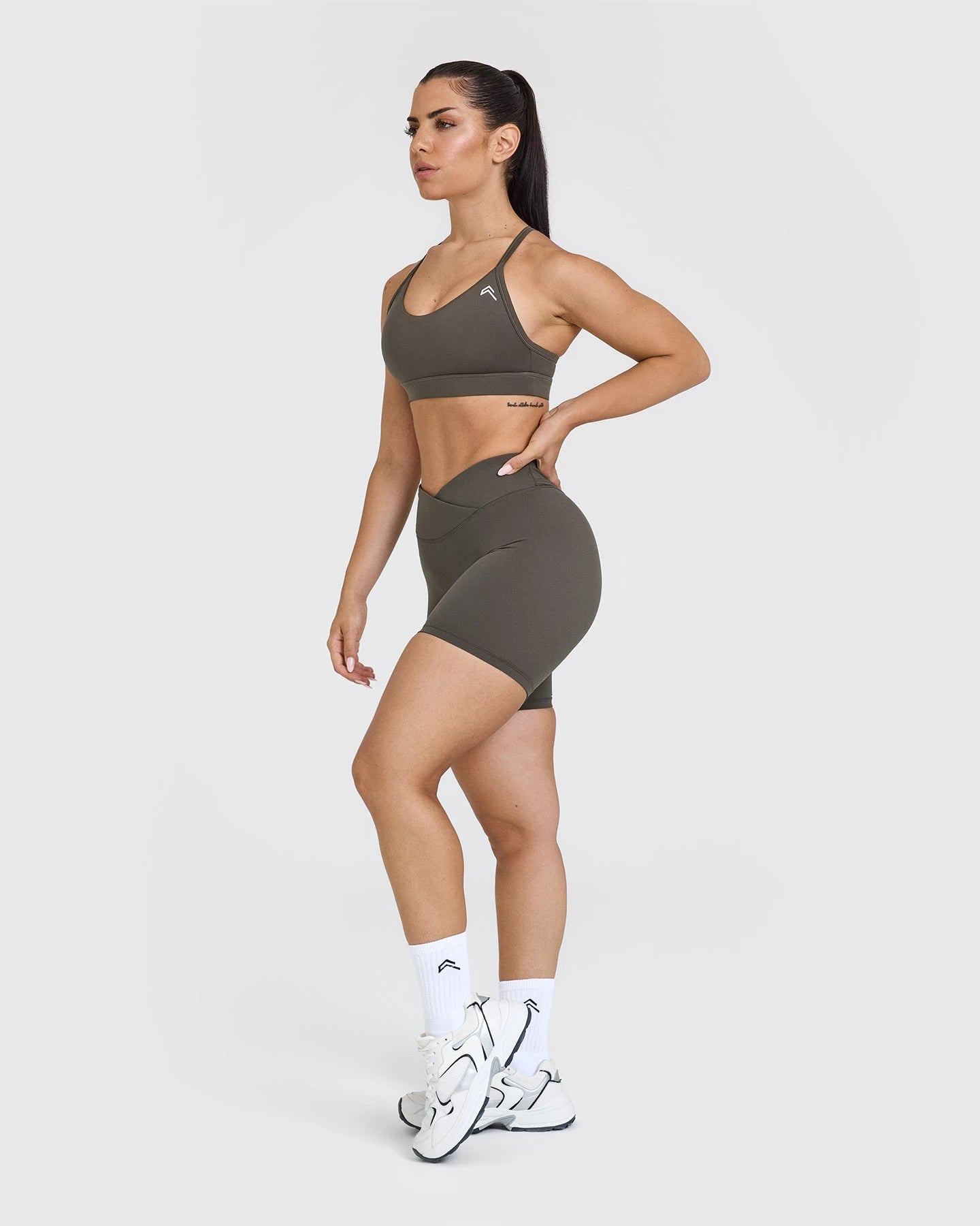 High-Quality Everyday Sports Bra for Women | Comfortable Deep Taupe Workout Top | Perfect for Yoga, Gym & Running