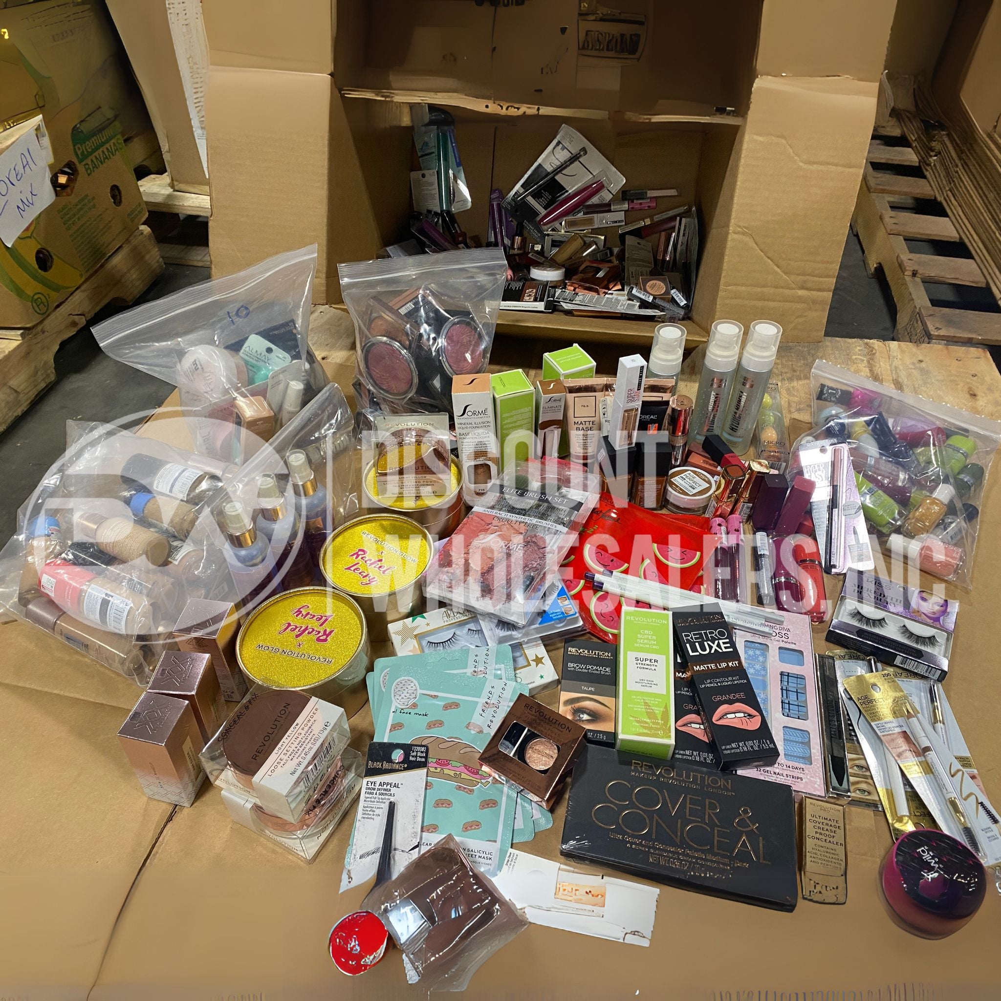 Wholesale Cosmetic DWI Mix - 250 Pcs Box | Professional Makeup Blending & Contouring Kit for Salons & Makeup Artists