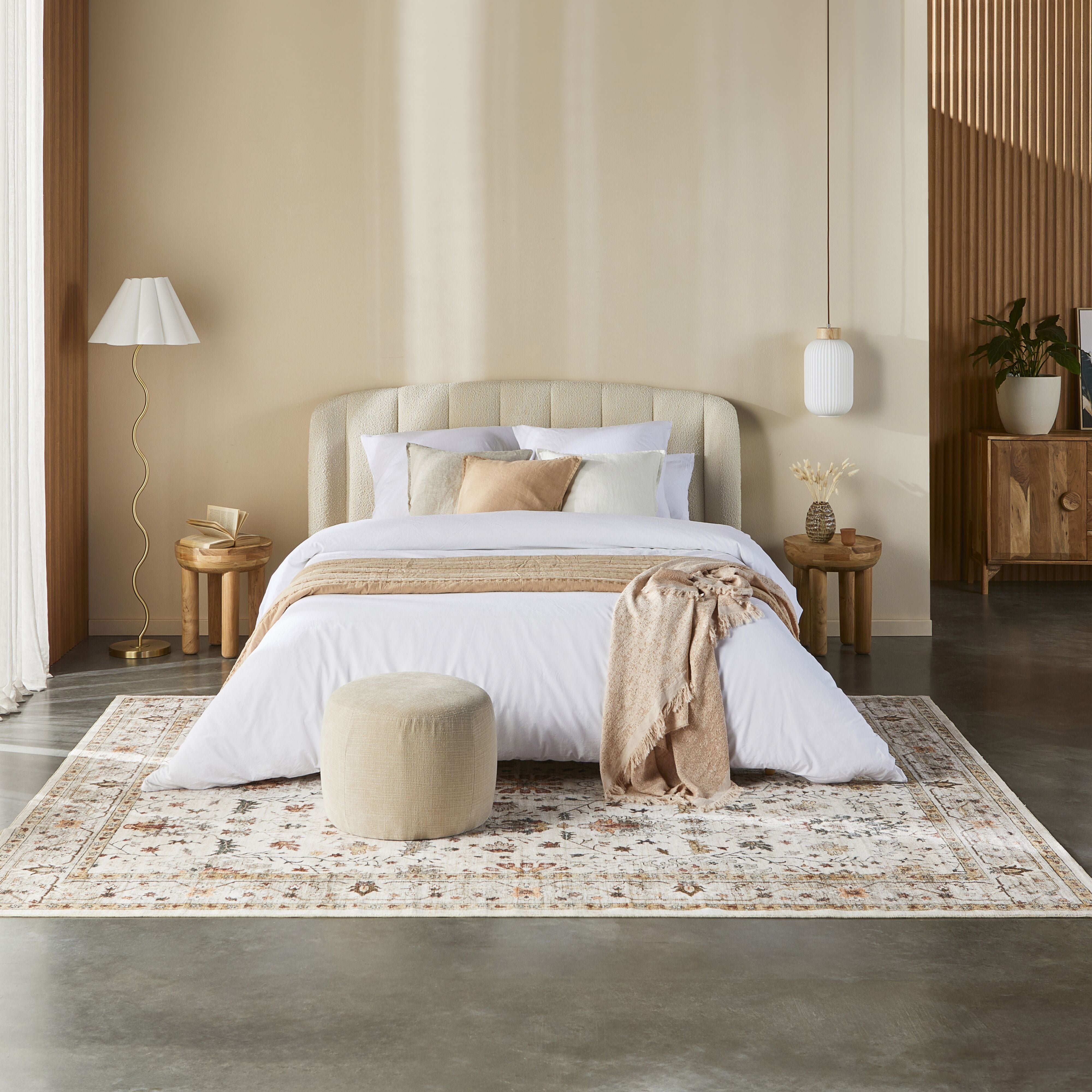 Boucle Upholstered Queen Size Bed Frame - Modern Fabric Platform Bed with Solid Wood Legs for Bedroom Decor | Perfect for Master Bedroom, Guest Room, and Apartment Living