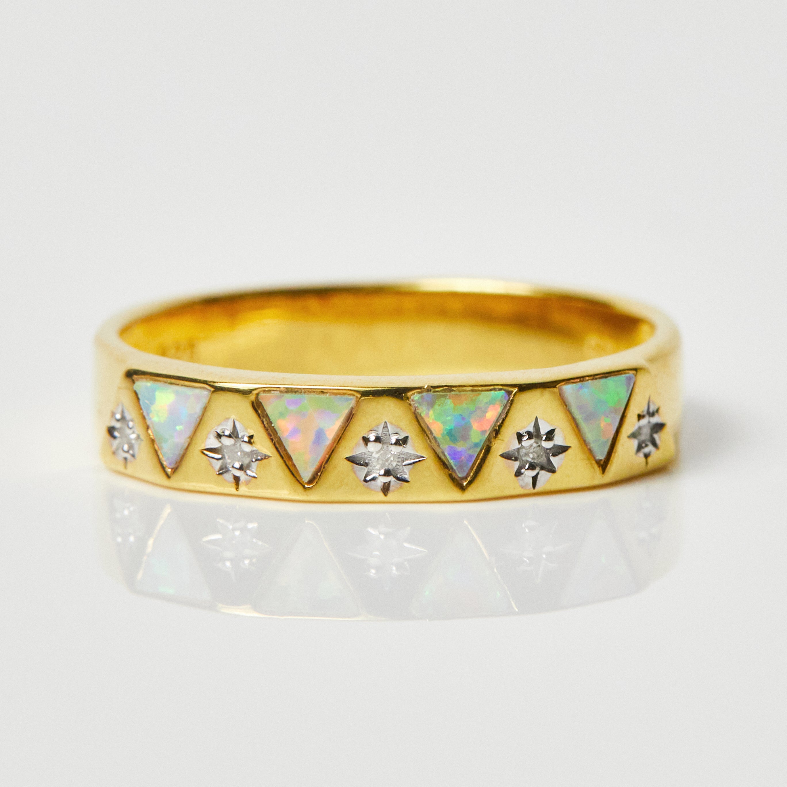 Stunning Izar Opal & Diamond Ring for Women – Elegant Wedding Band, Anniversary Gift, or Everyday Jewelry – Perfect for Special Occasions & Daily Wear