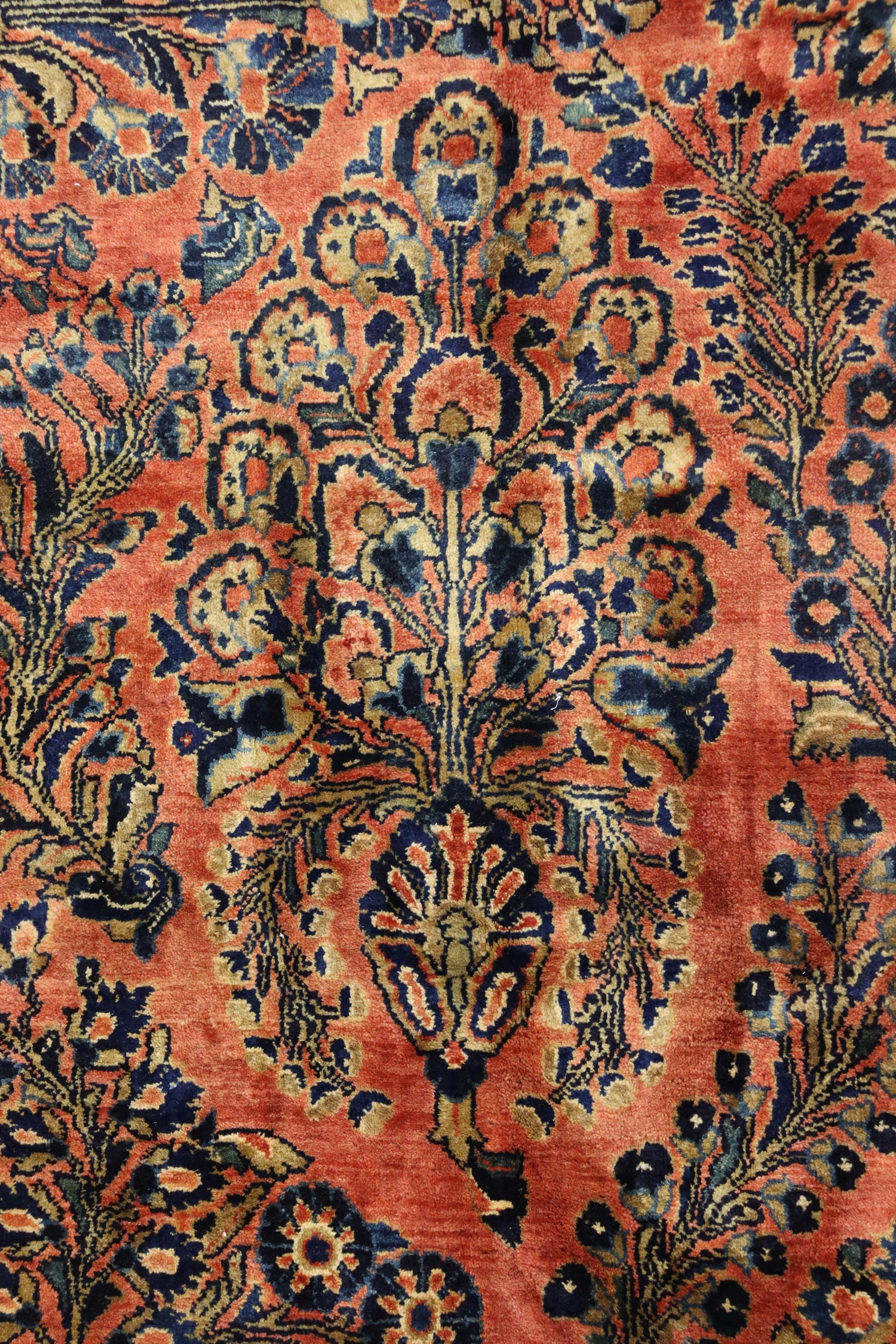Antique Sarouk Handwoven Traditional Persian Rug - J67806 - Perfect for Living Room, Bedroom & Home Decor