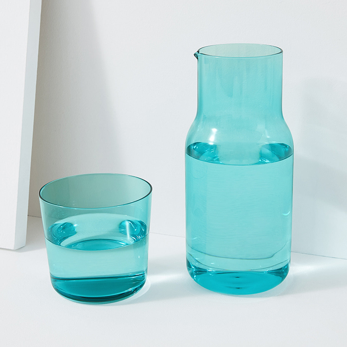Premium Glass Carafe and Tumbler Set - Elegant Pitcher with 4 Matching Glasses for Water, Juice, Iced Tea - Perfect for Dining, Entertaining & Home Decor