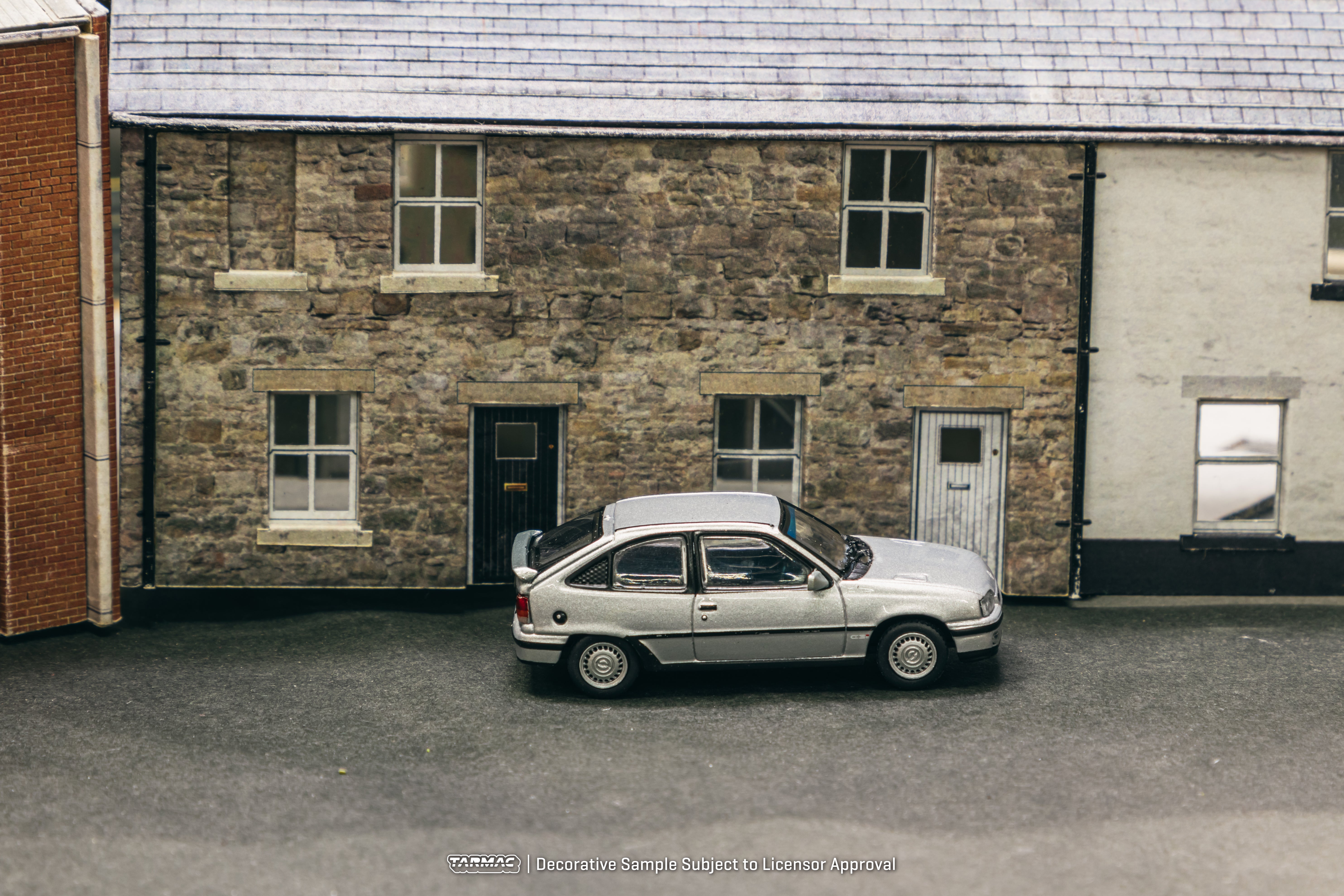Tarmac Works 1/64 Scale Opel Kadett GSi Diecast Model Car - Silver Finish | Collectible Miniature Vehicle for Display & Racing Scenes | Perfect for Car Enthusiasts & Model Collectors