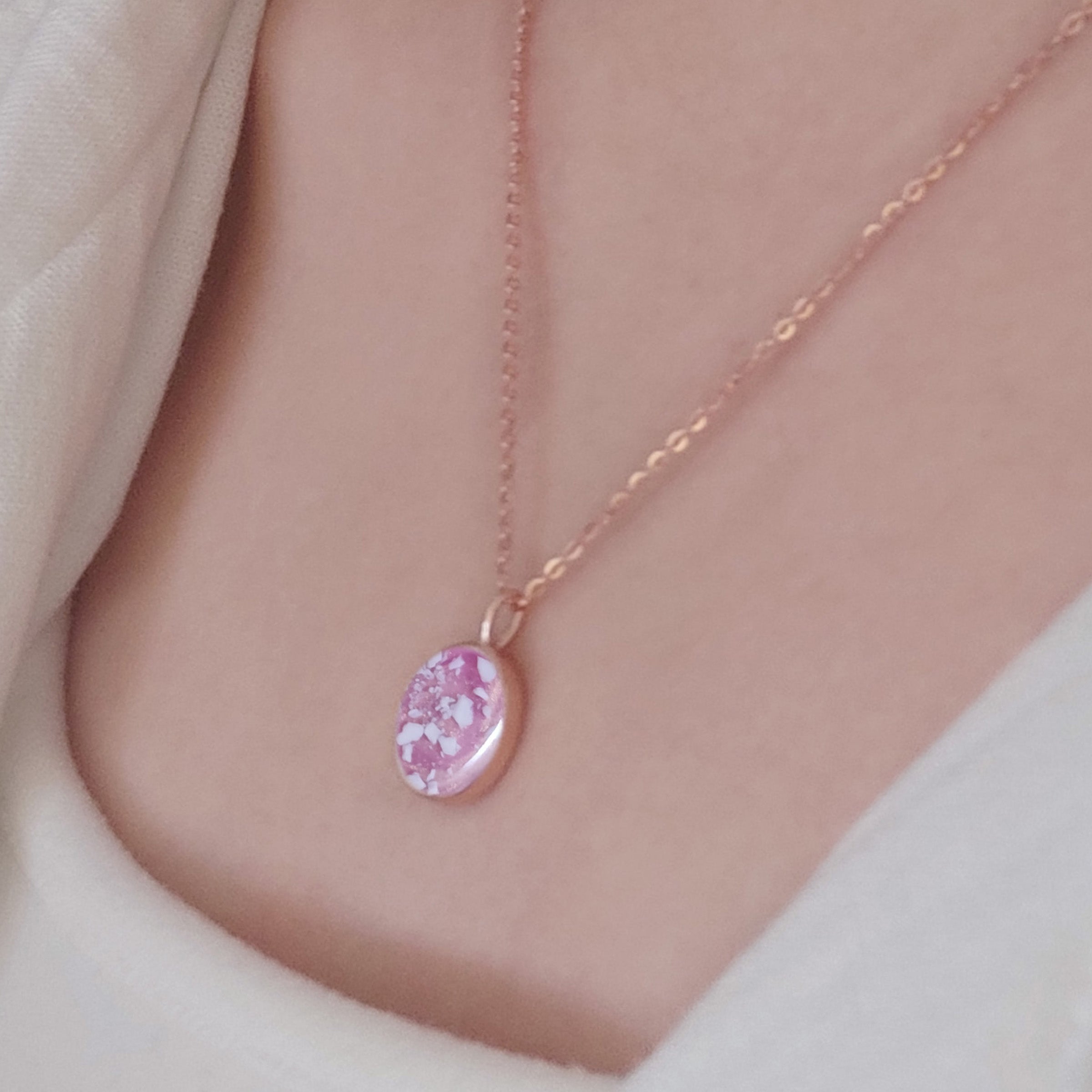 Love Miracle Memorial Ashes Necklace for Loved Ones - Cremation Jewelry Keepsake for Ashes - Perfect for Remembrance, Gifts & Special Occasions