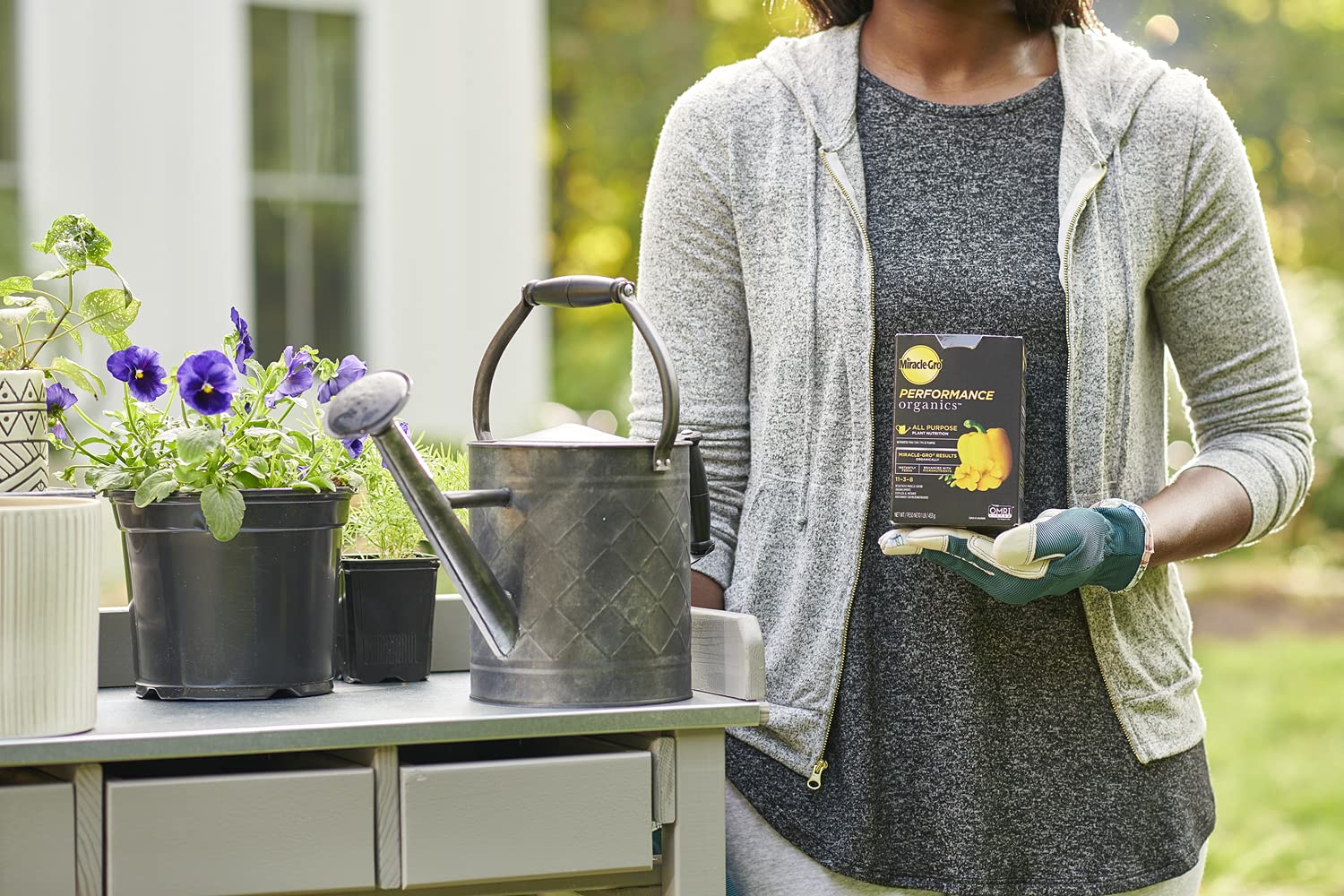 Miracle-Gro Performance Organics All Purpose Plant Food 1 lb - Natural Fertilizer for Vegetables, Flowers, Herbs - Organic Nutrients for Indoor & Outdoor Plants - Feeds 200 sq ft - Perfect for Gardens, Pots & Raised Beds