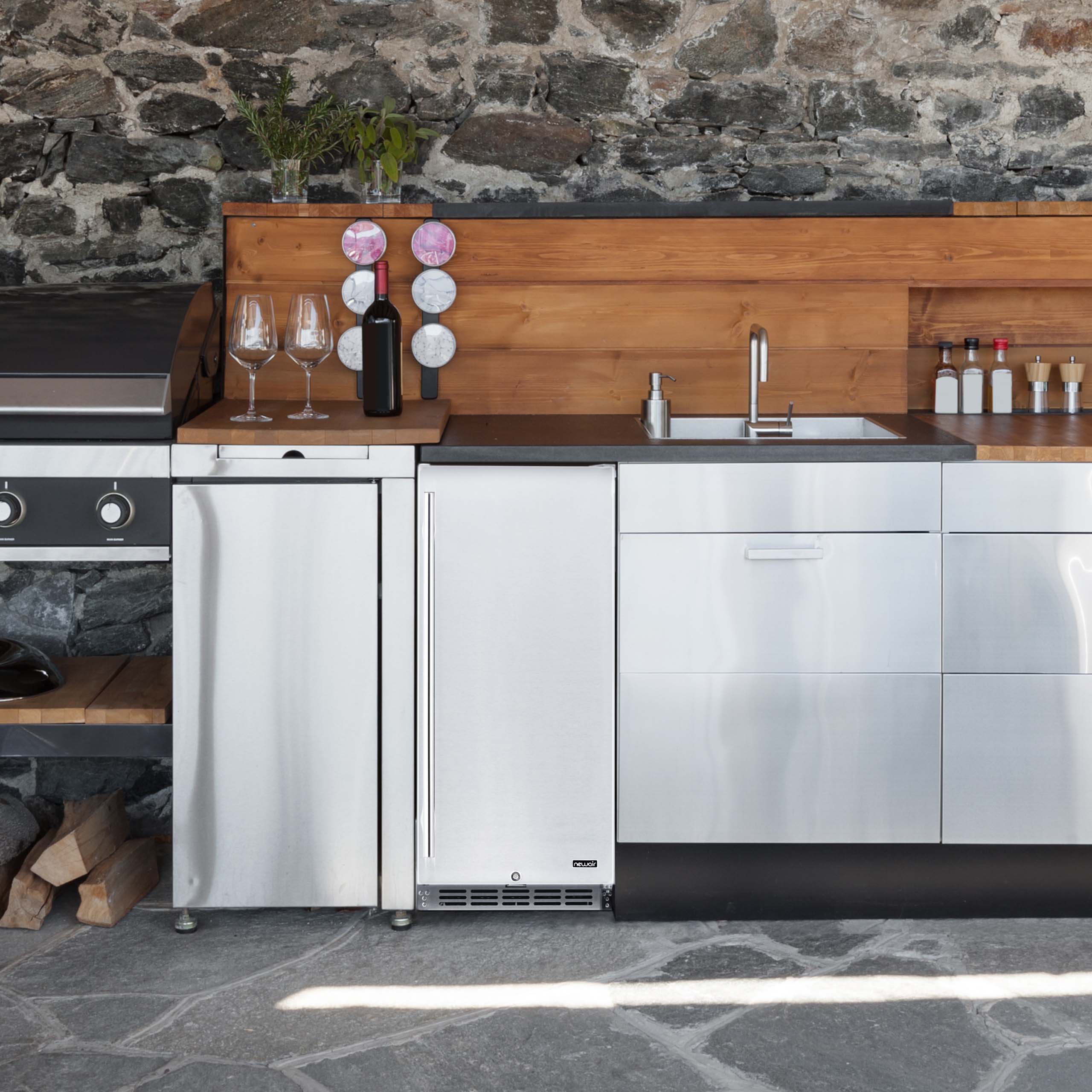 Newair® 90 Can Built-In Outdoor Beverage Refrigerator - Energy Efficient Compact Beer Cooler for Patio, Poolside & Backyard Entertaining