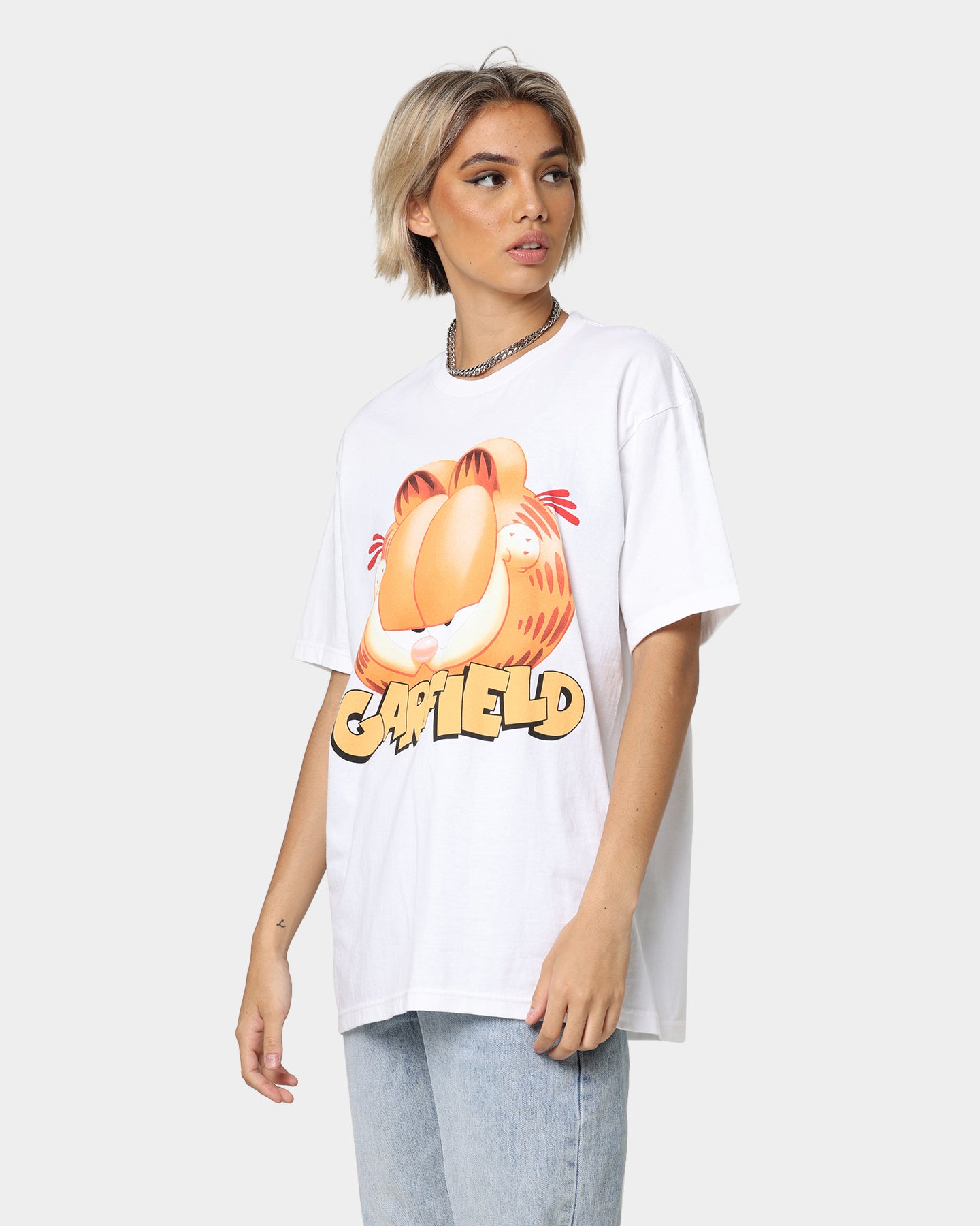 Vintage Garfield Face Graphic T-Shirt for Men & Women - White Cotton Tee - Perfect for Casual Wear, Cosplay & Pop Culture Fans