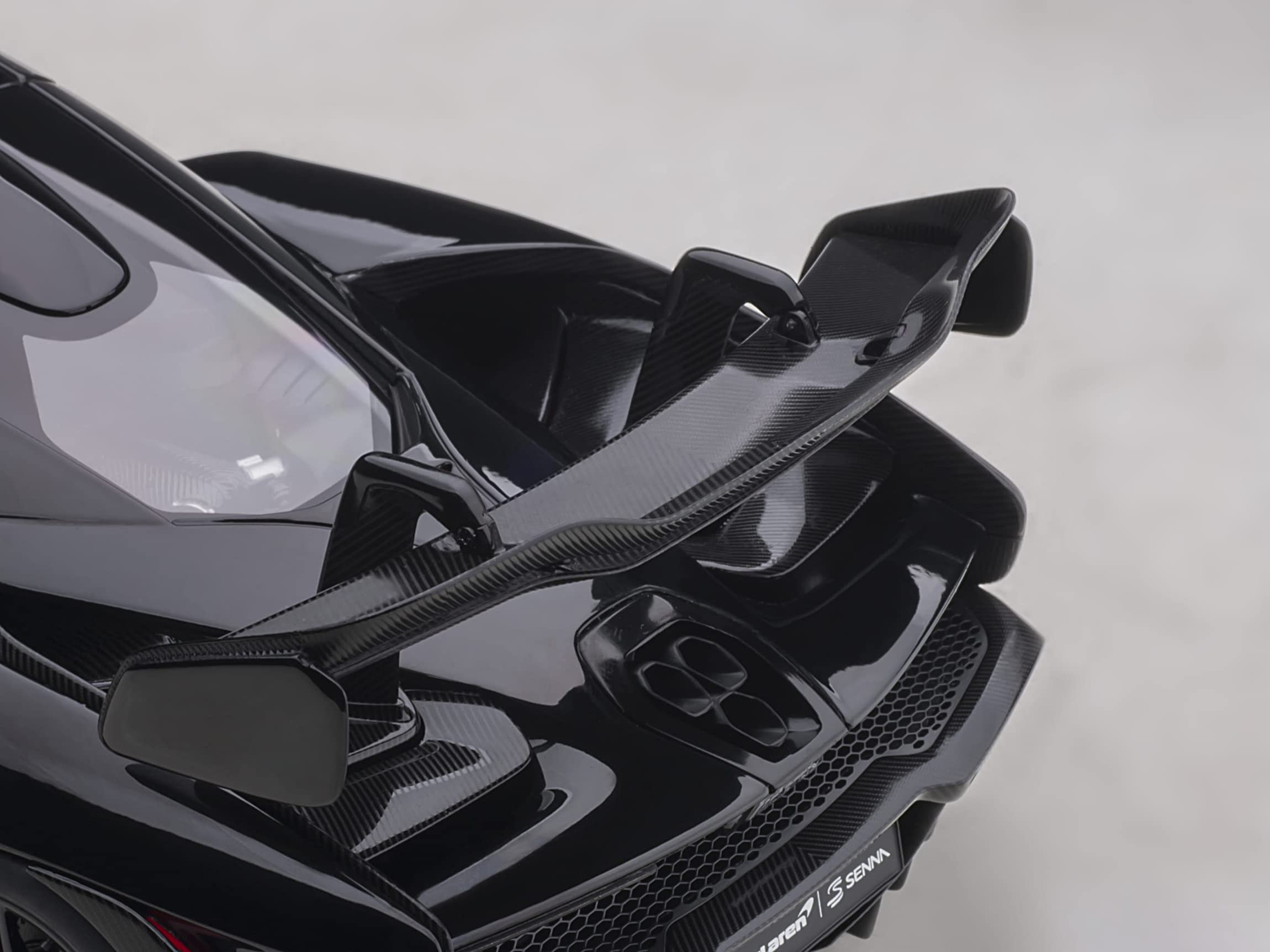 Autoart McLaren Senna Stealth Cosmos Black 1/18 Scale Diecast Model Car with Carbon Accents (76076) - Collectible Sports Car for Display & Racing Enthusiasts