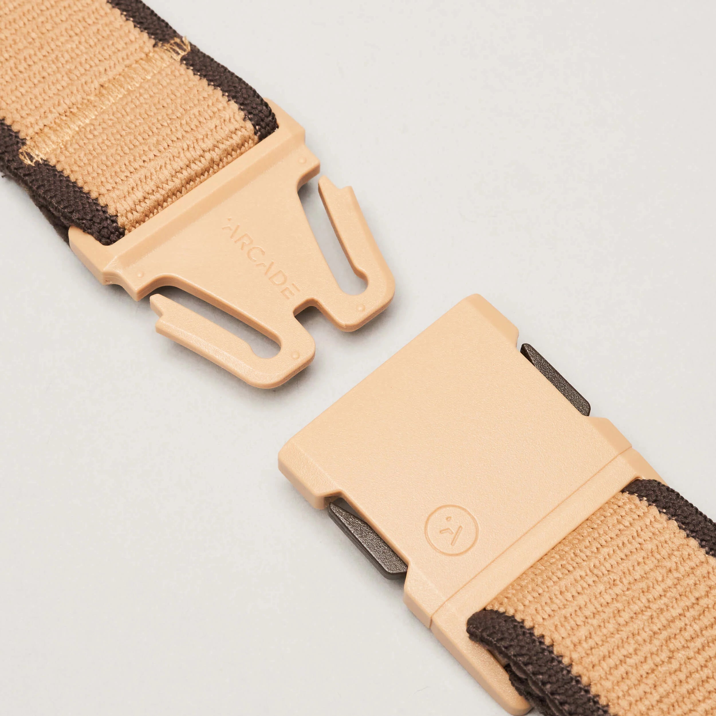 Arcade Carto Slim Belt for Men & Women - Adjustable Waist Belt 2024 - Stylish & Comfortable for Casual, Office & Travel Use