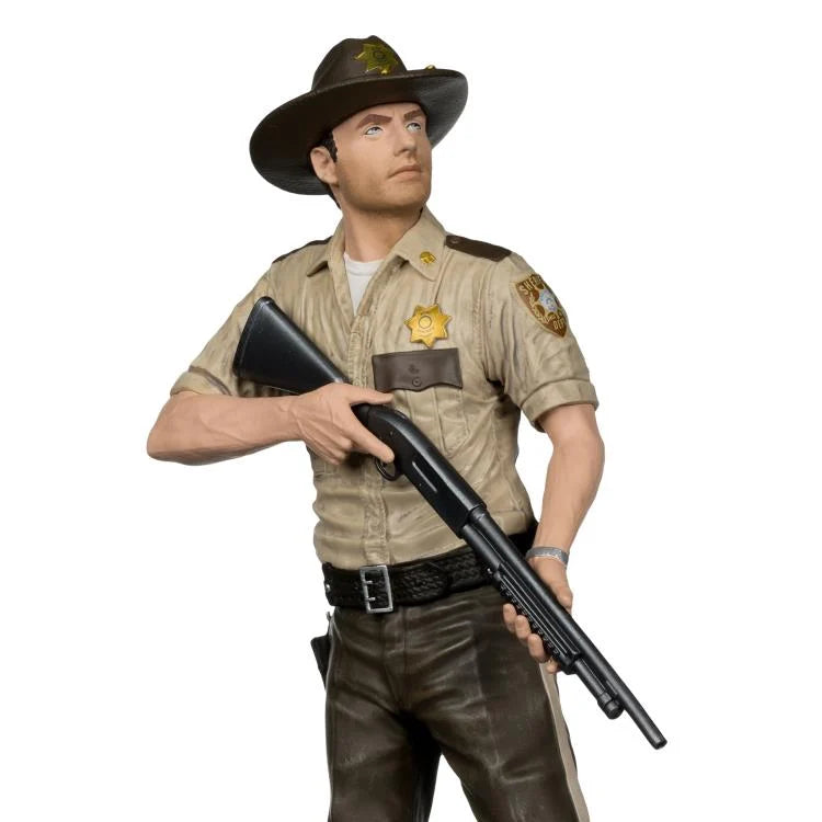 The Walking Dead TV Series Rick Grimes 1/8 Scale Action Figure - Collectible Zombie Apocalypse Character Model for Fans & Display