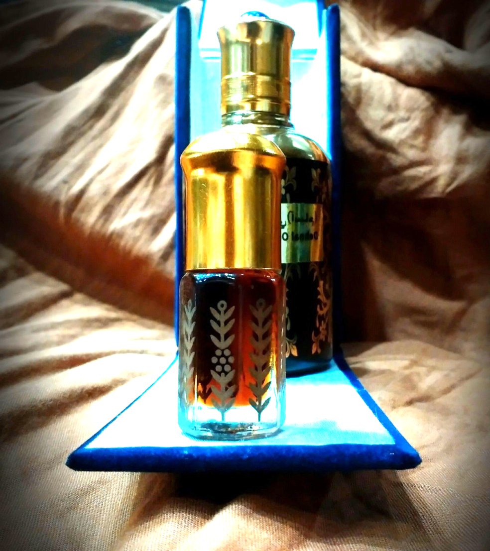 Premium A+ Grade Wild Assam Indian Agarwood Oud Oil - 3ml, 6ml, 12ml Sizes - Pure & Natural Fragrance for Meditation, Aromatherapy & Spiritual Rituals