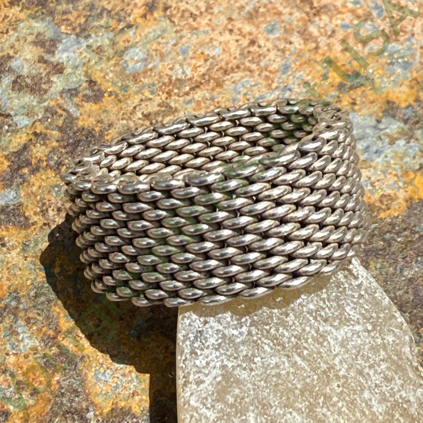 Sterling Silver Mesh Band Ring for Women - Size 8.5 (US) - Dainty & Elegant Jewelry Gift for Anniversary, Birthday or Everyday Wear
