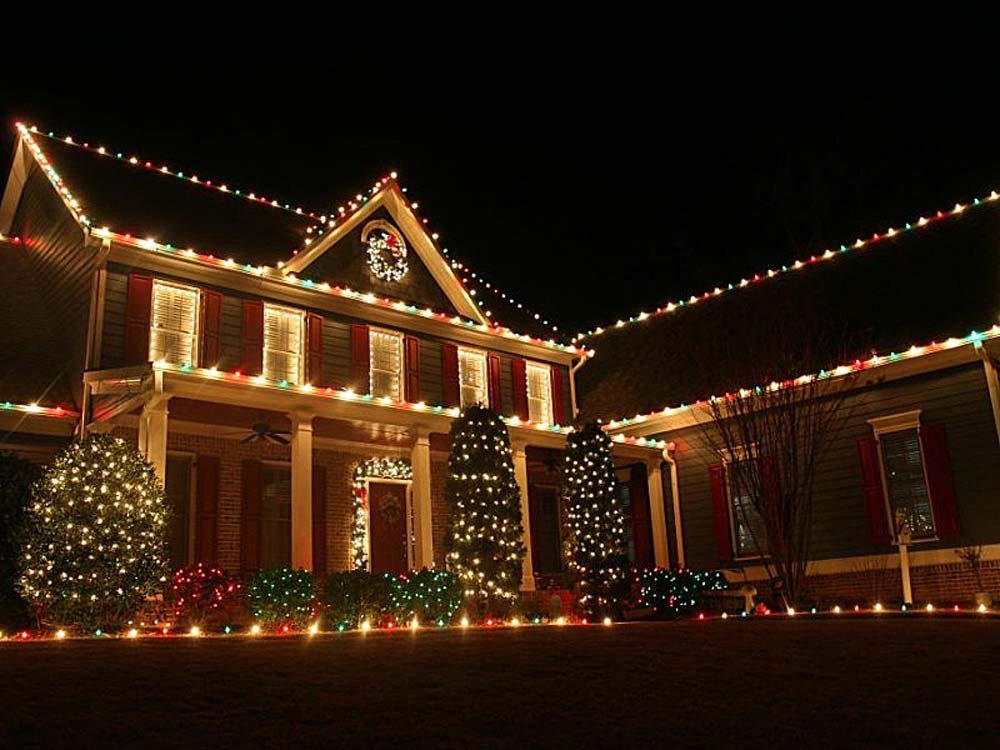 25 Foot C9 Multi Ceramic Christmas String Lights - Outdoor Holiday Lights with Opaque Bulbs for Roofline Decor - Green Wire - Perfect for Christmas Tree, House, Porch, and Yard Decoration