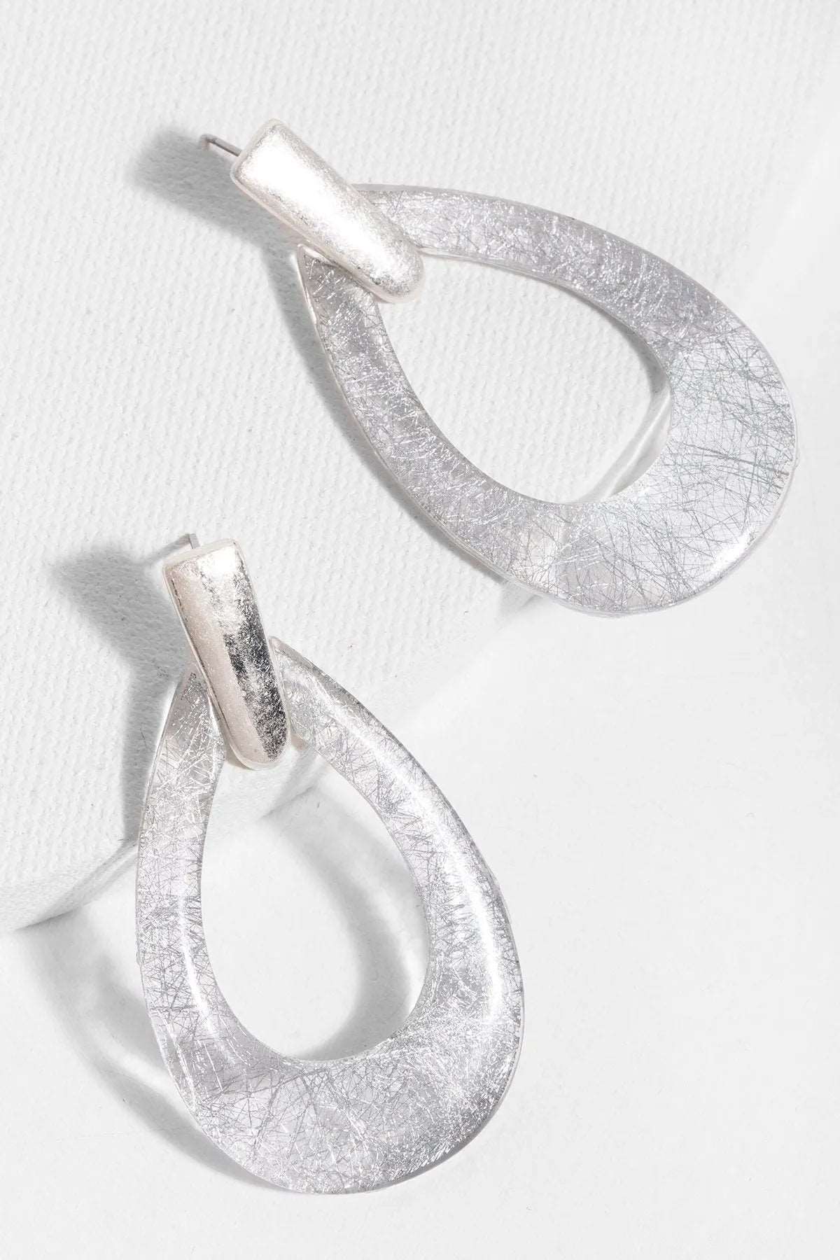 Elegant Oval Drop Earrings for Women - Gold & Silver Dangle Earrings - Perfect for Parties, Weddings & Everyday Wear