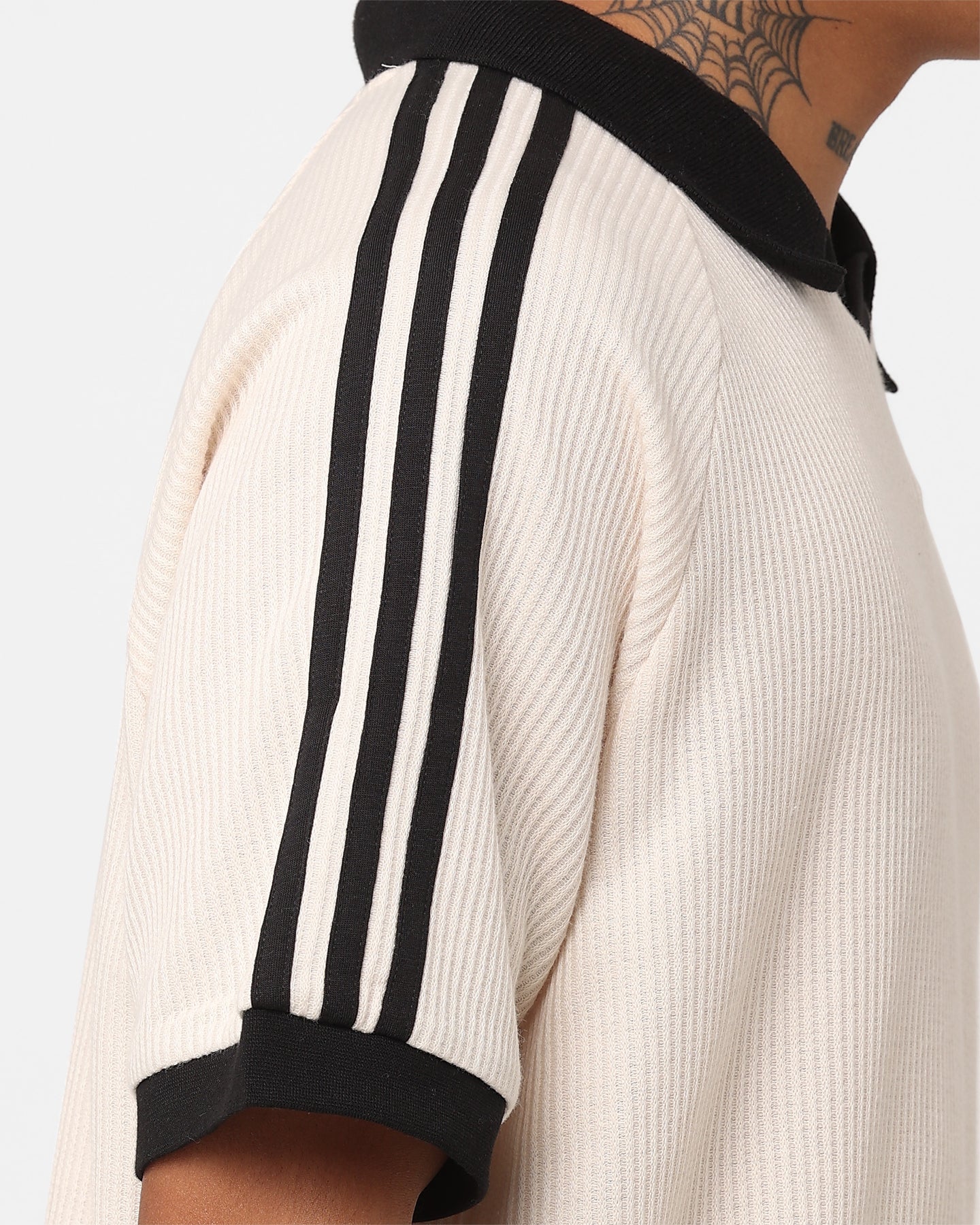 Adidas Adicolor Classics Waffle Q2 Polo T-Shirt for Men - Wonder White - Breathable Cotton Casual Shirt for Golf, Tennis & Everyday Wear