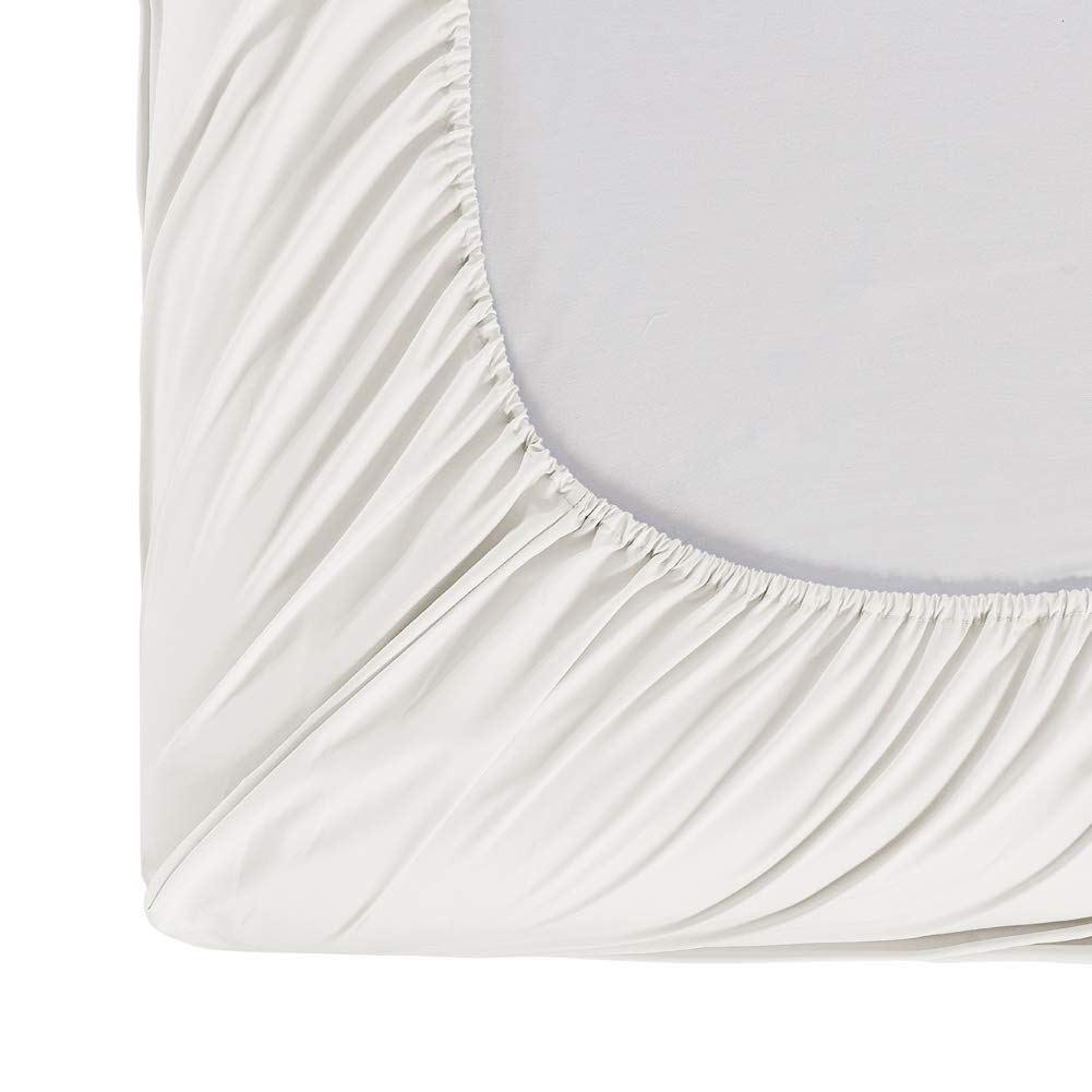 Queen Size Percale Bed Sheets Set - 200 Thread Count 60% Cotton 40% Polyester Blend - Wrinkle Free, Breathable & Crisp for Cool Comfort - 4 Piece Includes Fitted Sheet, Flat Sheet & 2 Pillowcases - Perfect for Hot Sleepers & All-Season Use (Ivory, Queen)