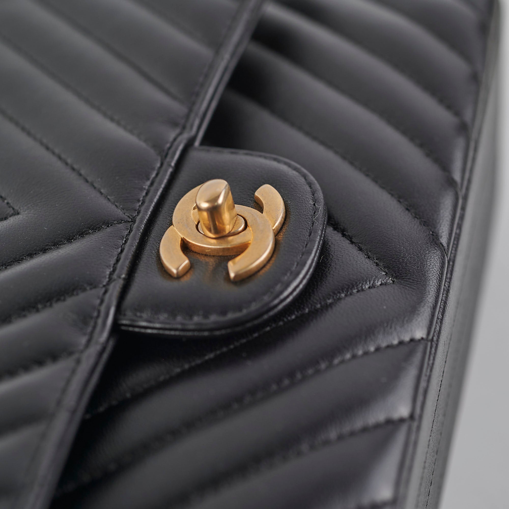 Chanel Medium/Large Classic Flap Chevron Bag - Luxury Quilted Leather Shoulder Handbag for Women | Perfect for Evening Parties, Date Nights & Special Occasions