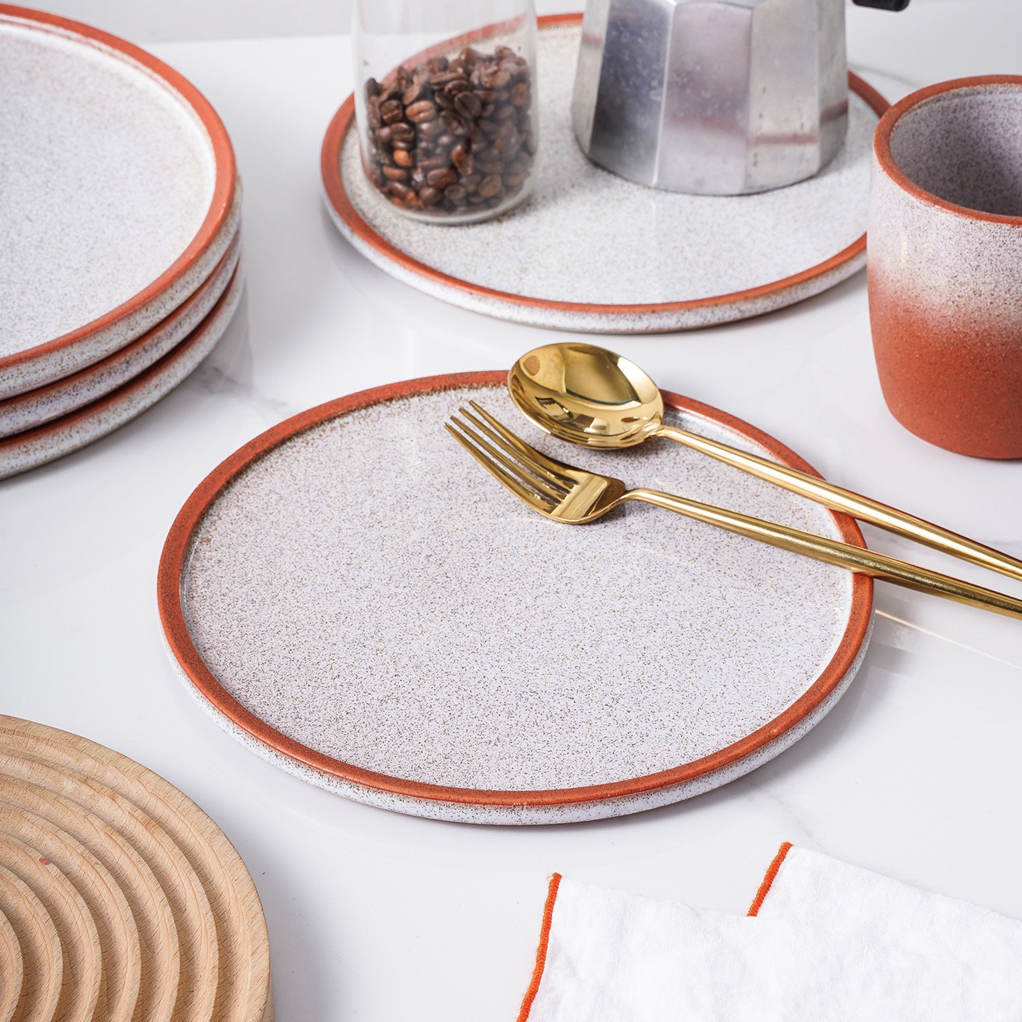 Vince Stoneware Salad Plate - Red | Durable Ceramic Dinner Plate for Salads, Appetizers & Desserts | Perfect for Everyday Dining, Entertaining & Restaurant Use