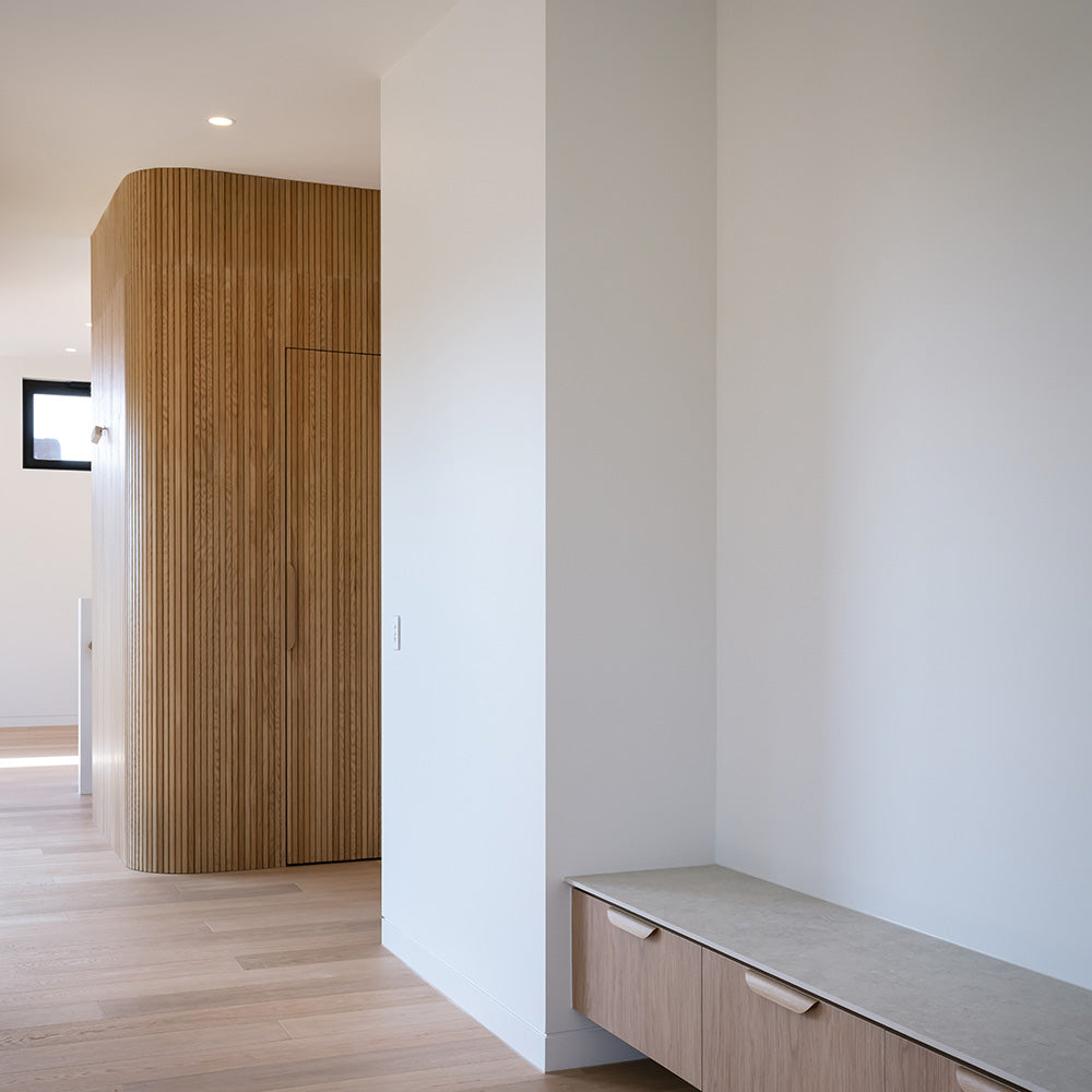 Flexible Wooden Slat Wall Panel - Natural Oak Veneer - 2700mm x 600mm Trapezium Design - Modern Acoustic Room Divider for Home & Office Decor
