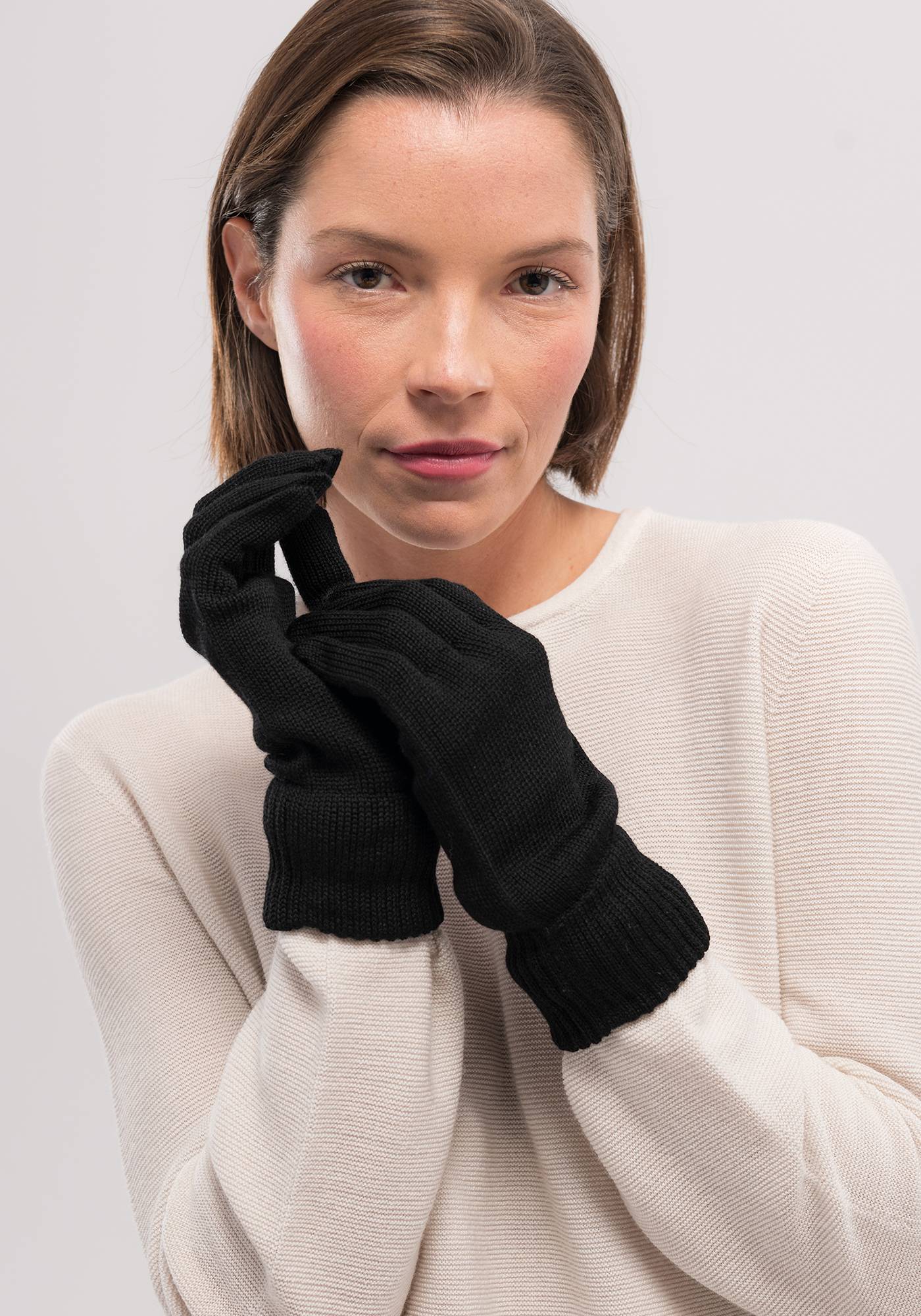 Premium Merino Wool Gloves 0568 - Soft, Warm & Breathable for Winter Sports & Outdoor Activities