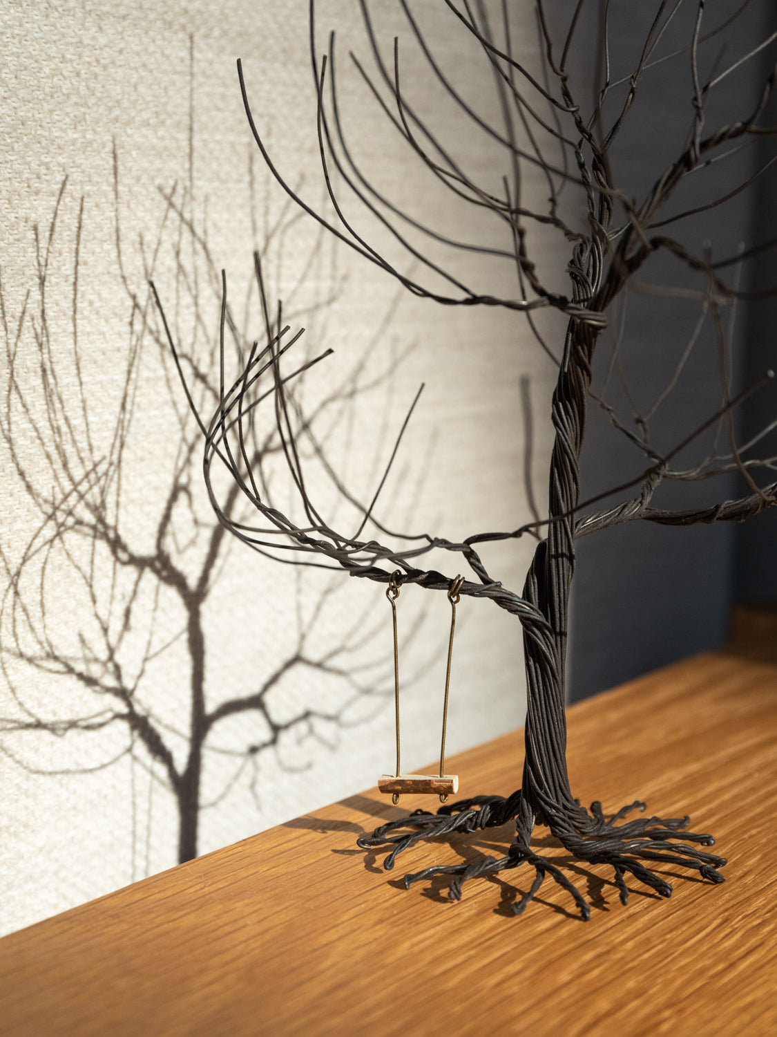 Handmade Wire Tree Sculpture with Swing - Unique Home Decor for Living Room, Office & Gift Ideas - Perfect for Bookshelf, Desk & Zen Garden Decorations